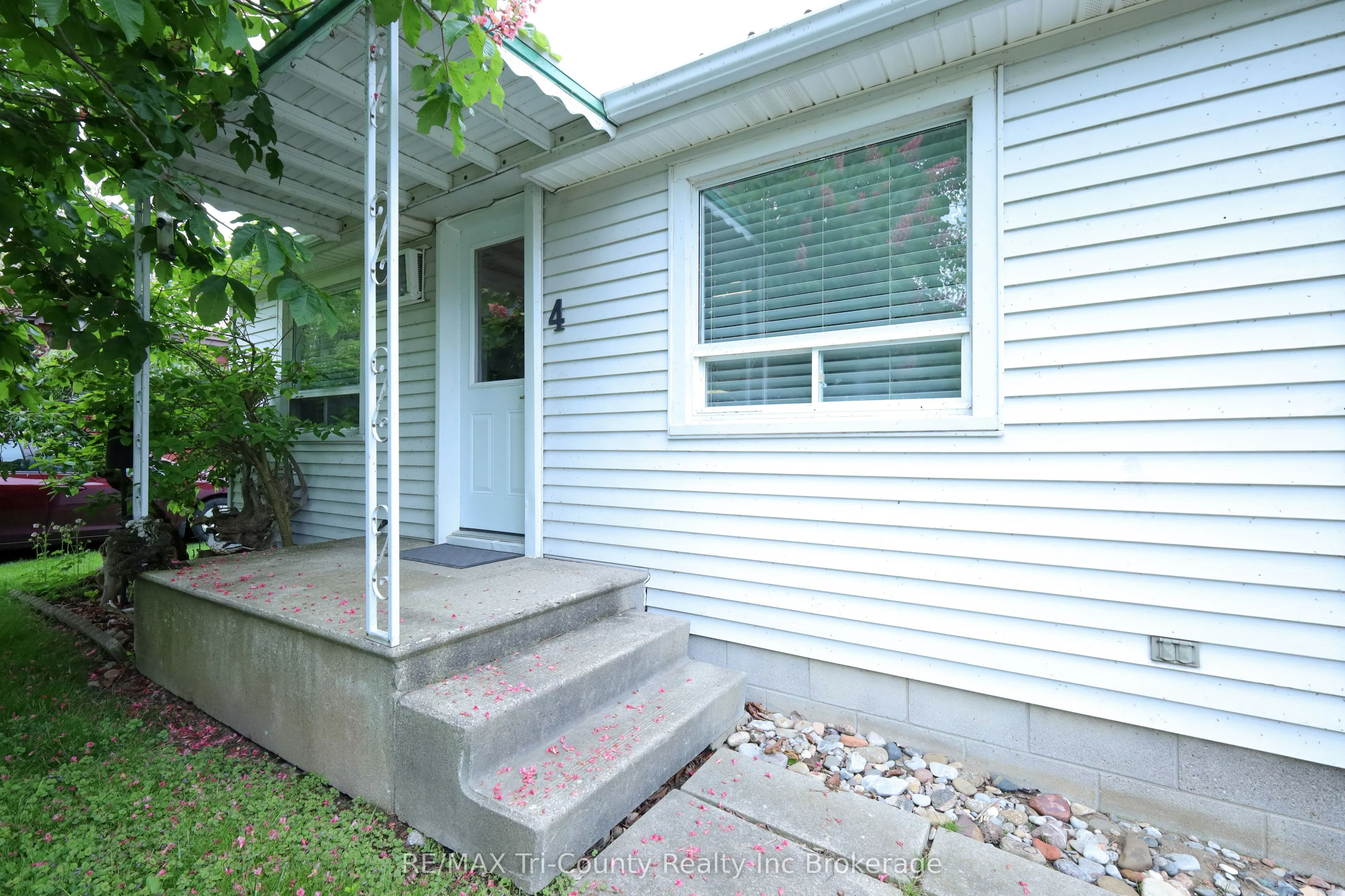 4 Palin Street