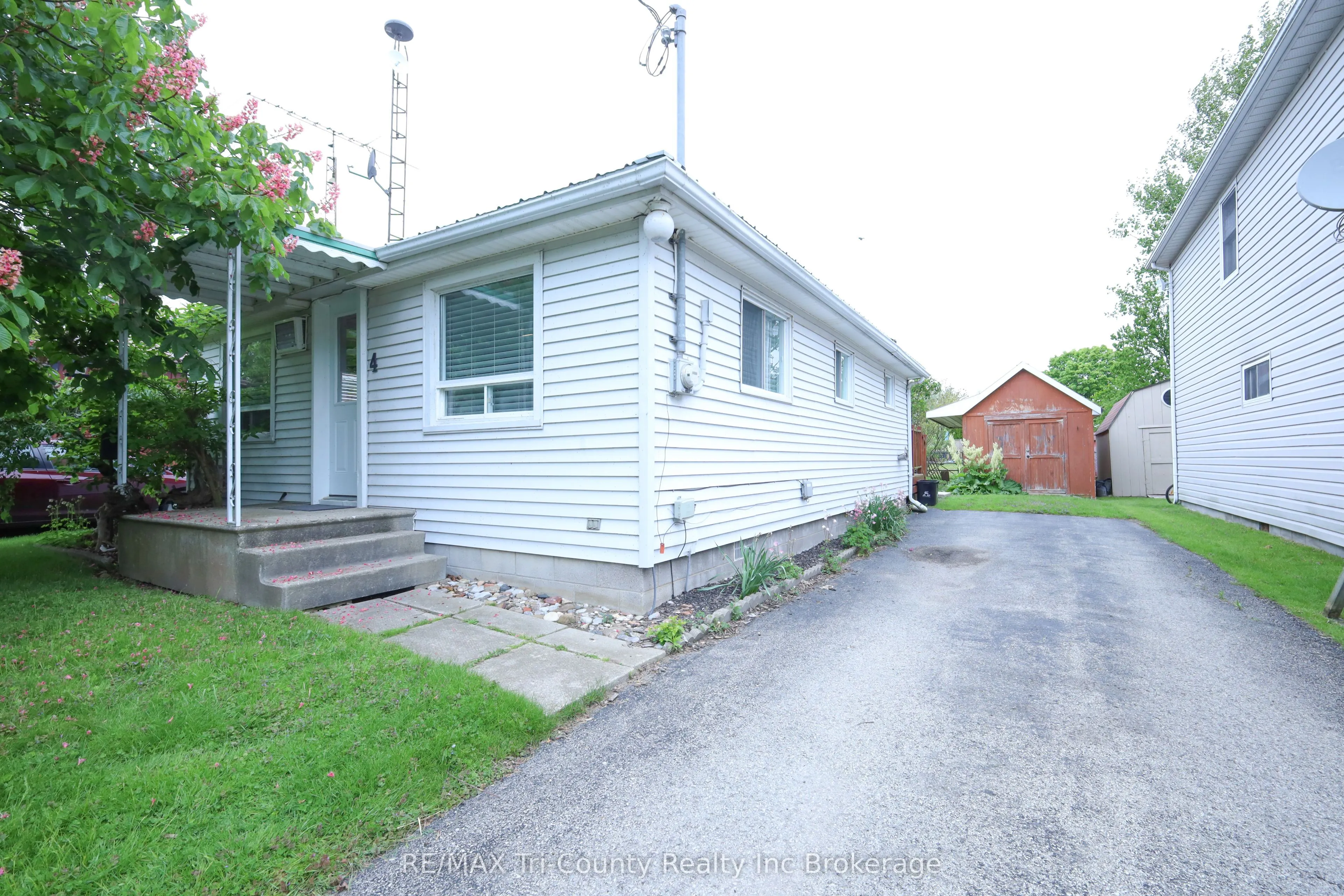 4 Palin Street