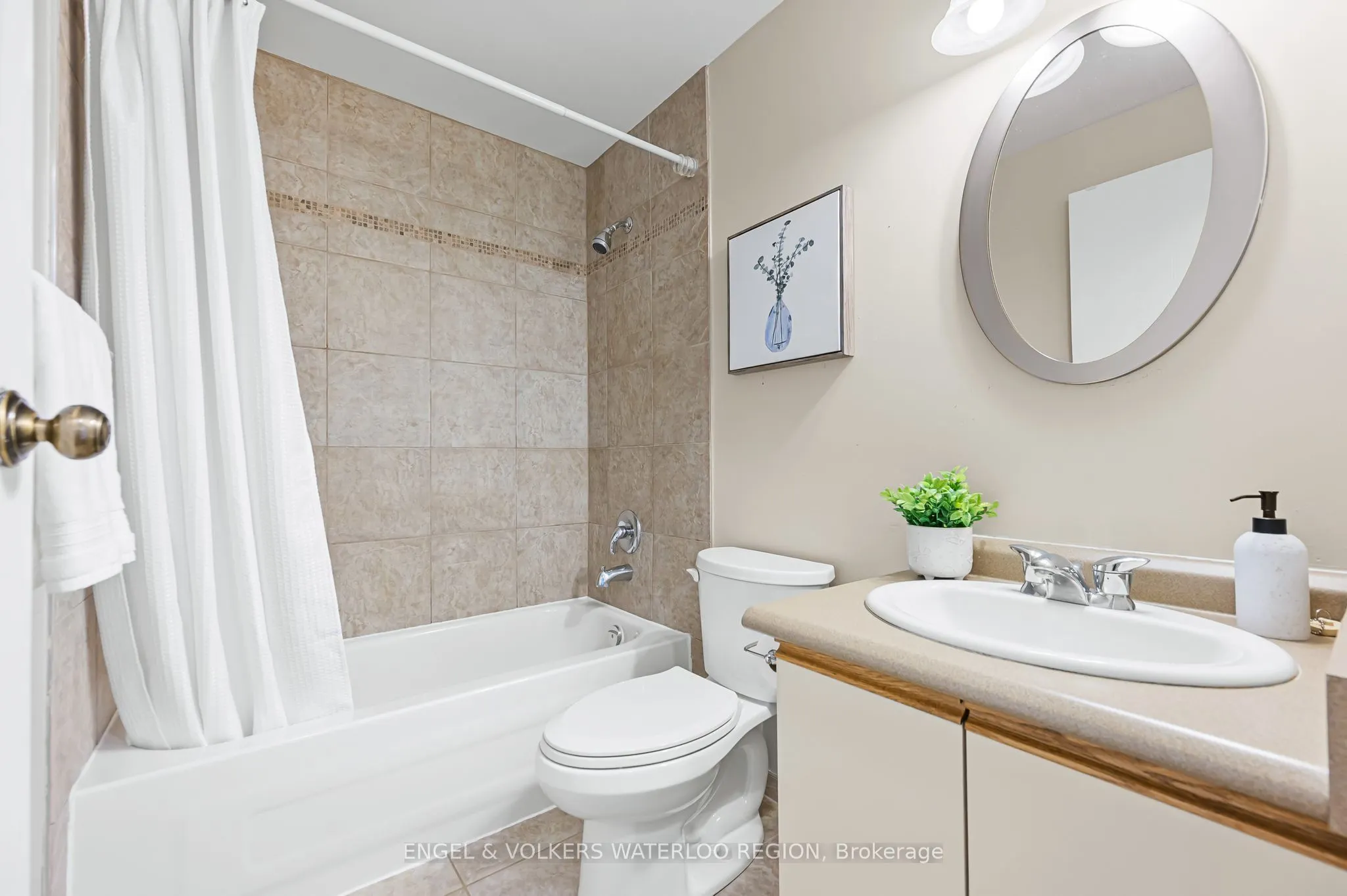 55 Green Valley Drive, #1701