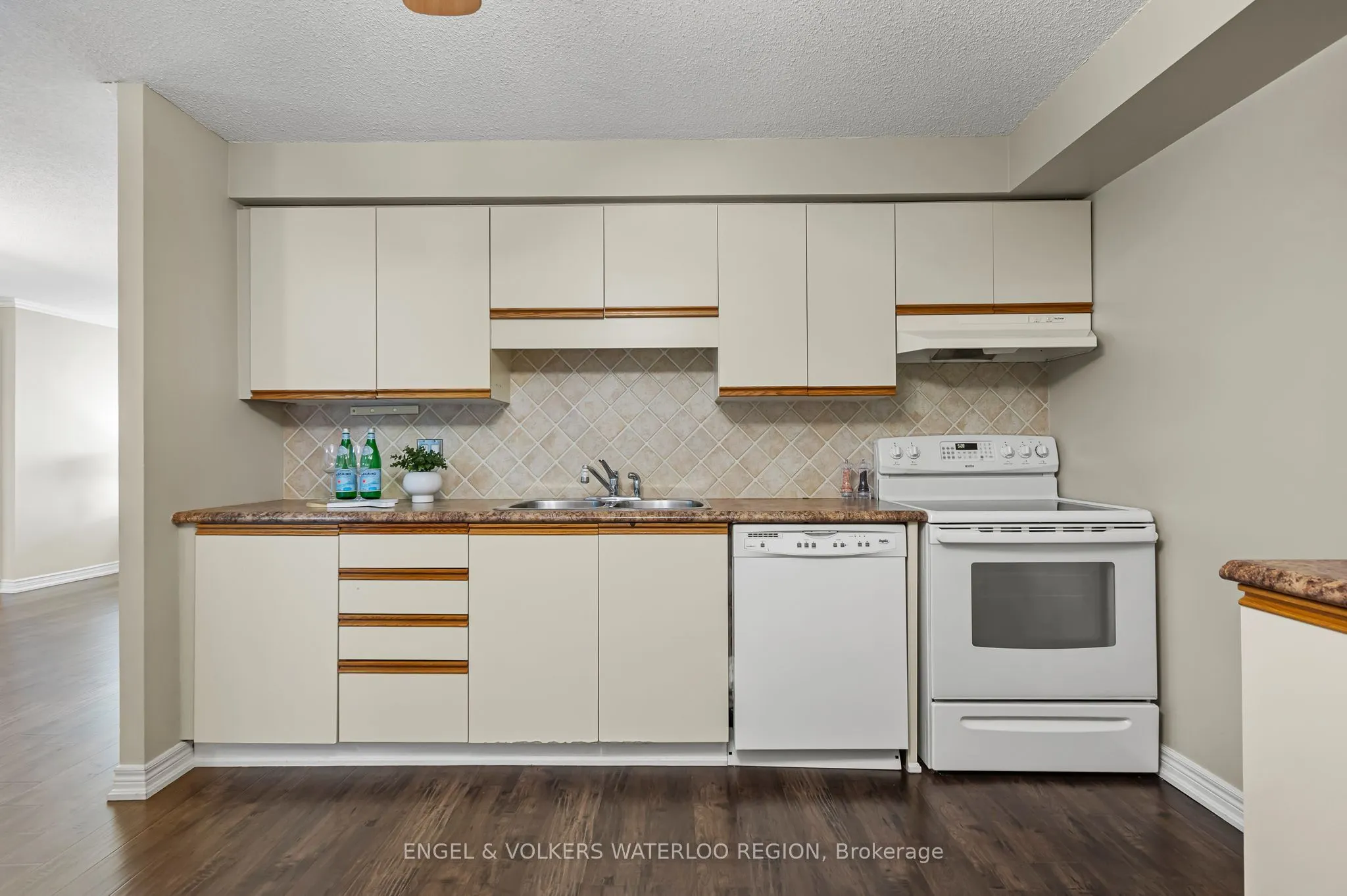 55 Green Valley Drive, #1701