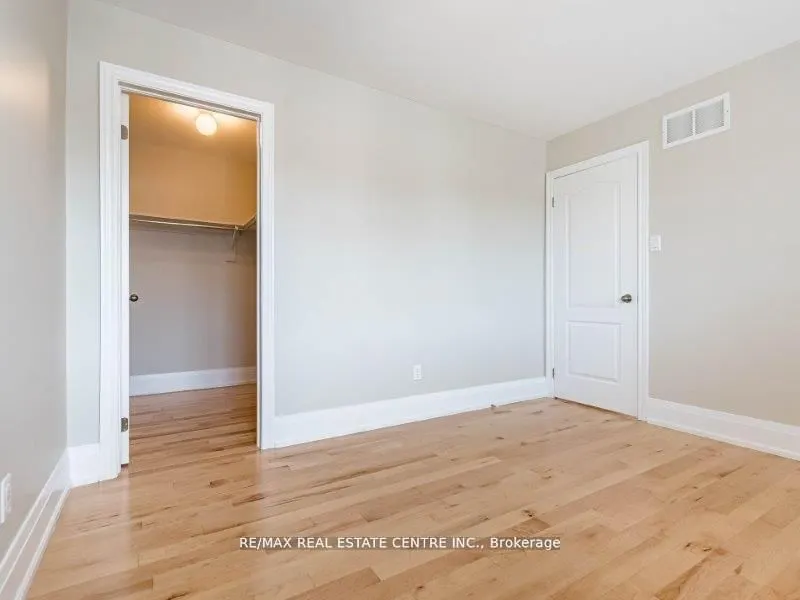 4 Panorama Way