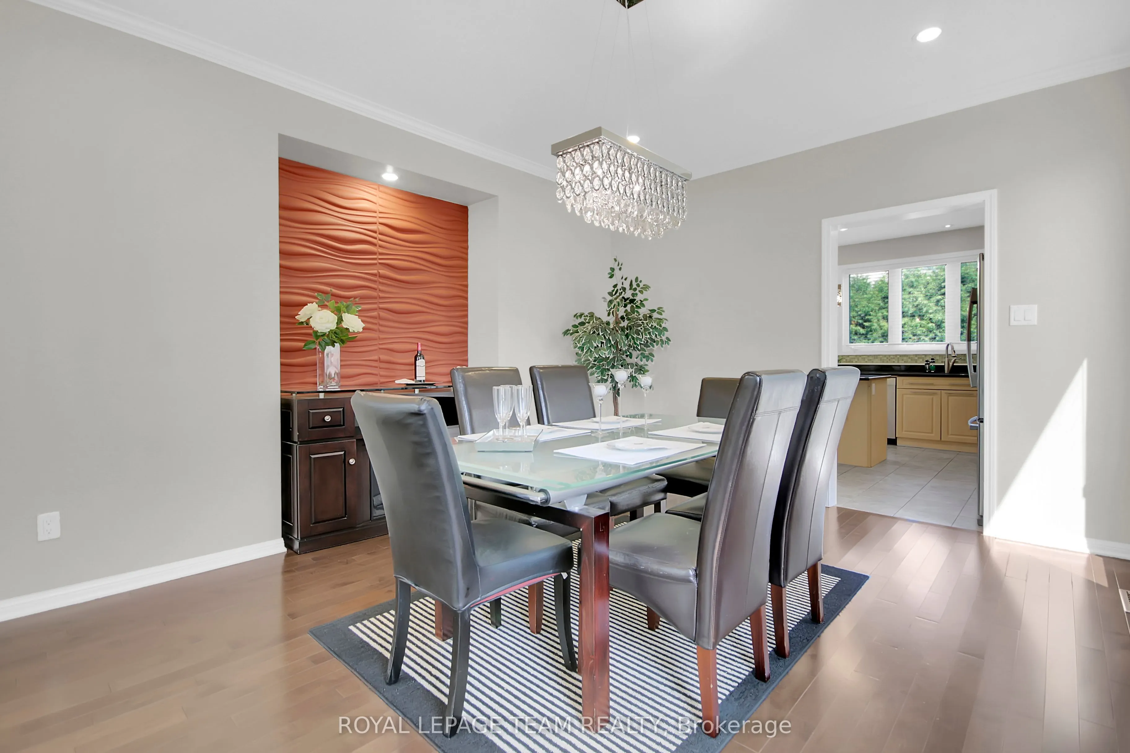 177 Ingersoll Crescent