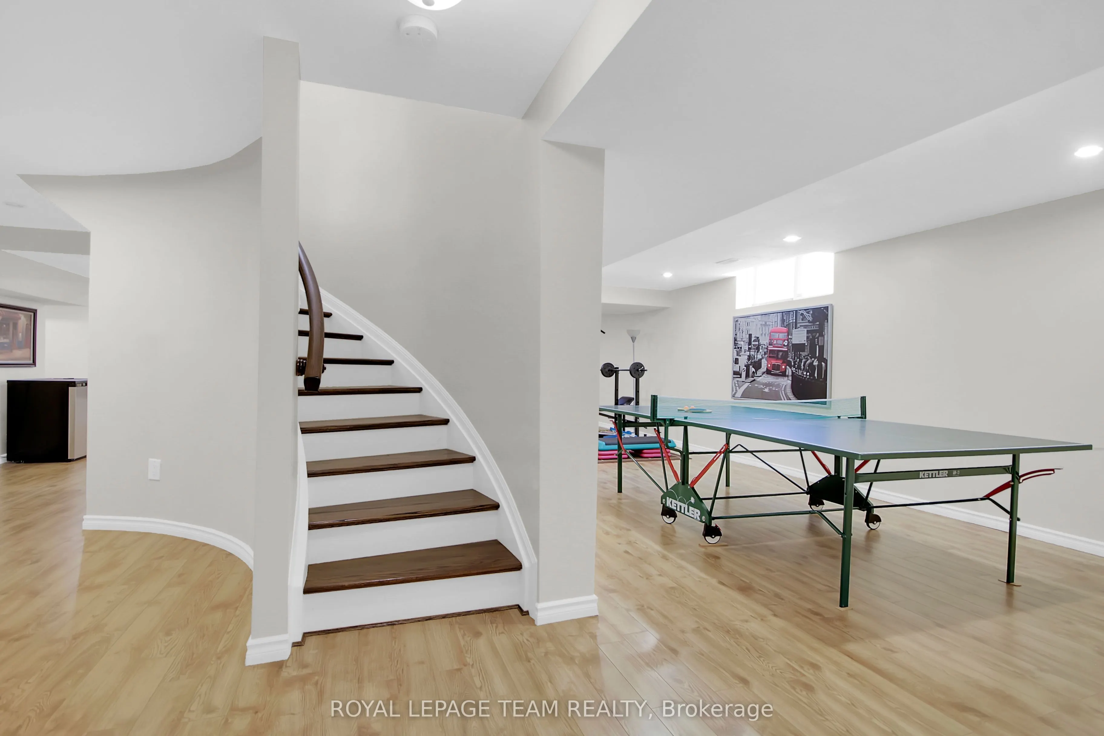 177 Ingersoll Crescent