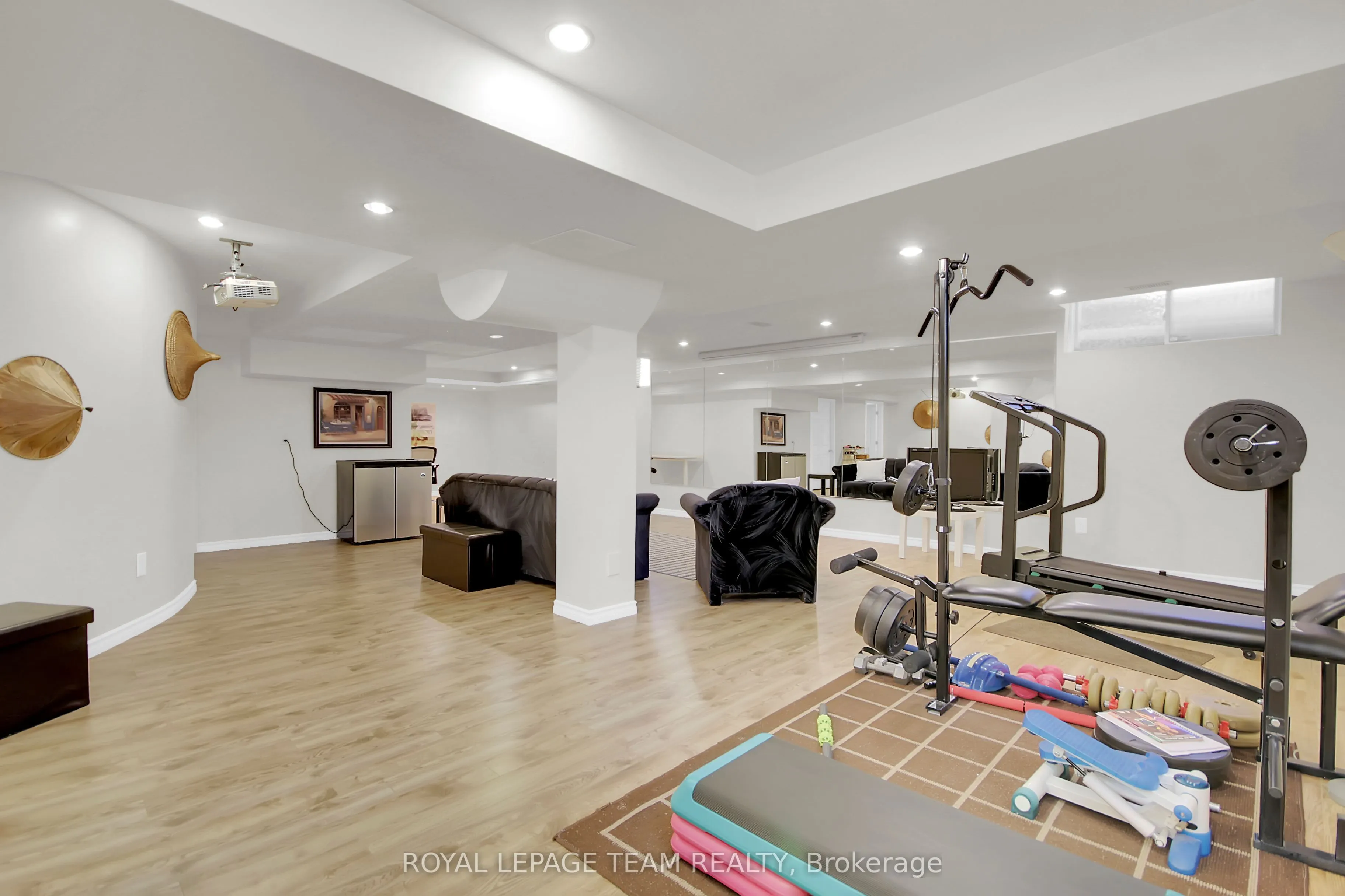177 Ingersoll Crescent
