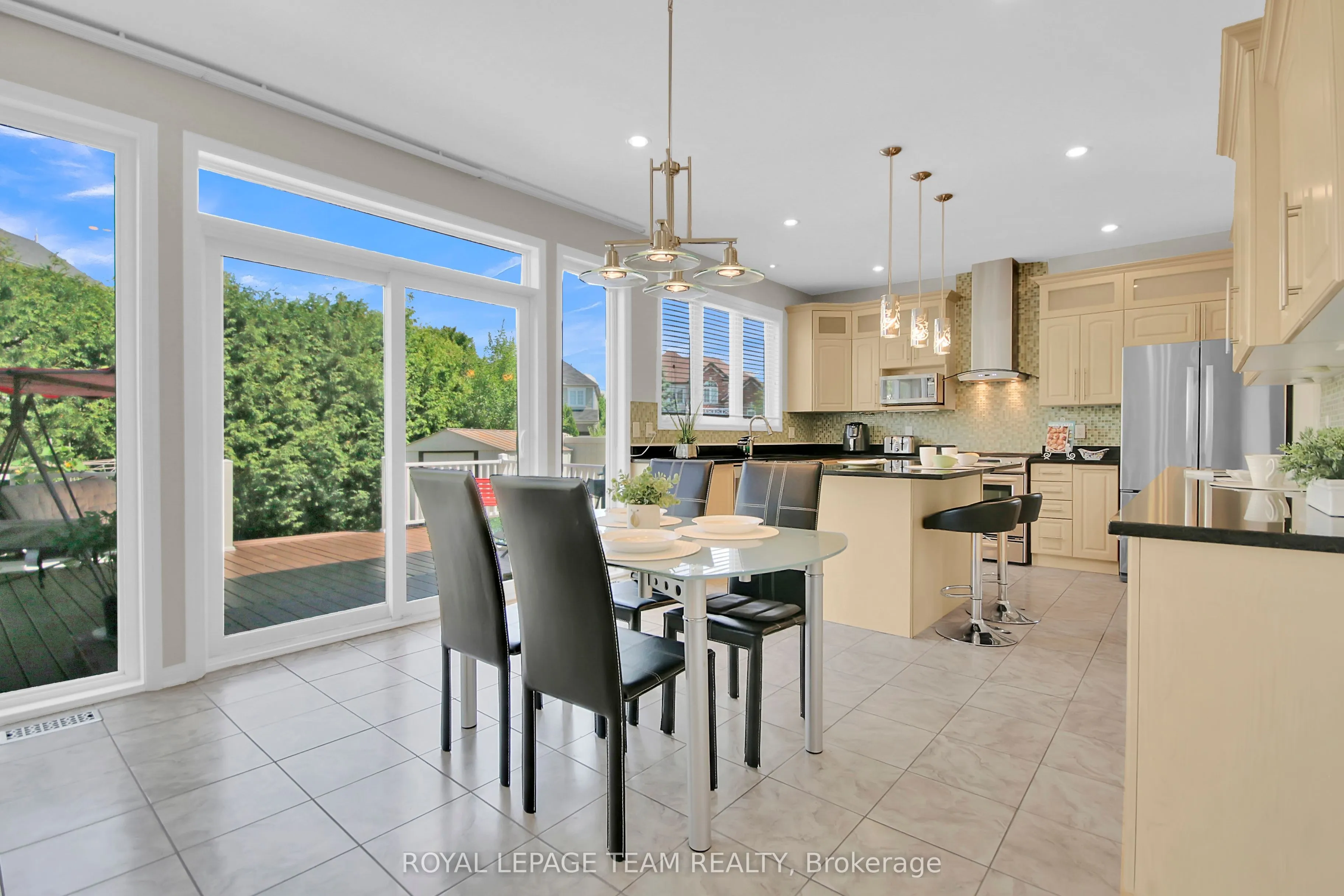 177 Ingersoll Crescent