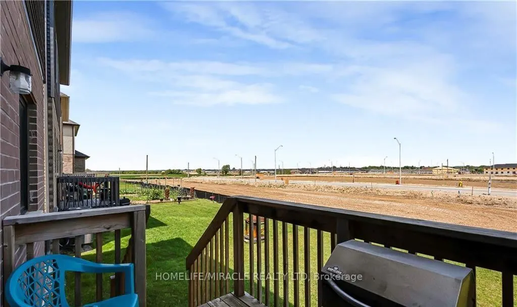 16 Scenic Ridge Gate