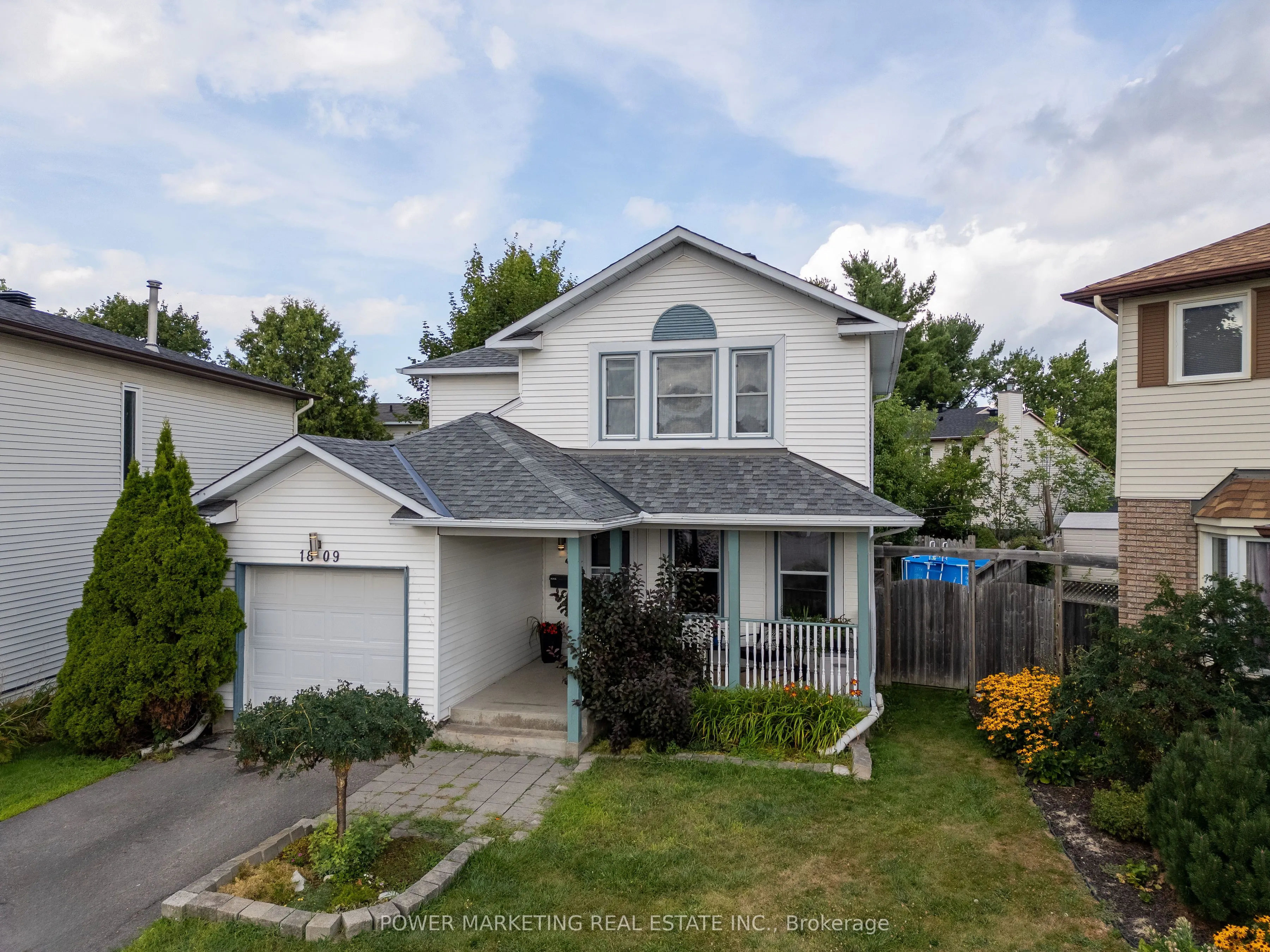 1809 Chopin Place