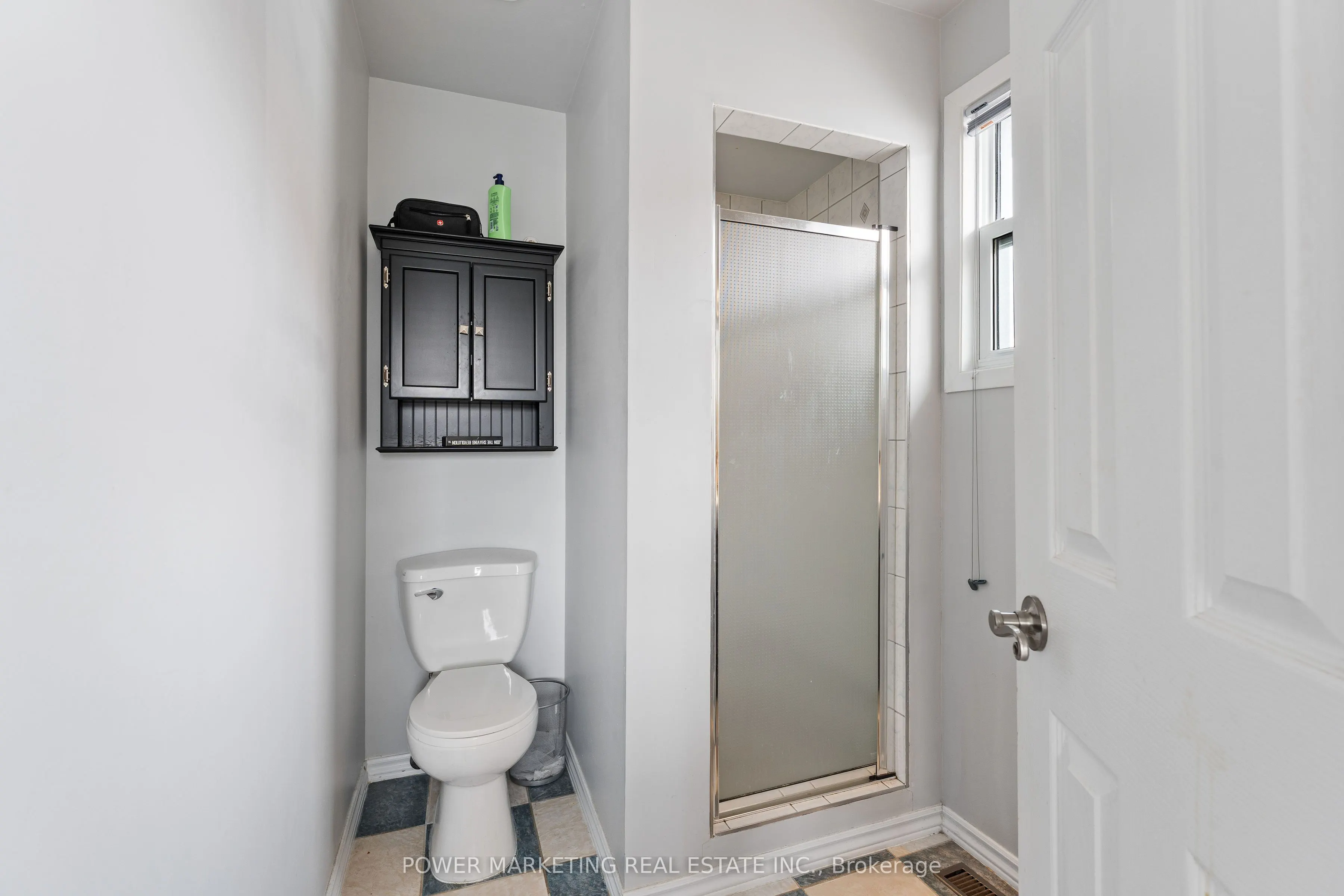 1809 Chopin Place