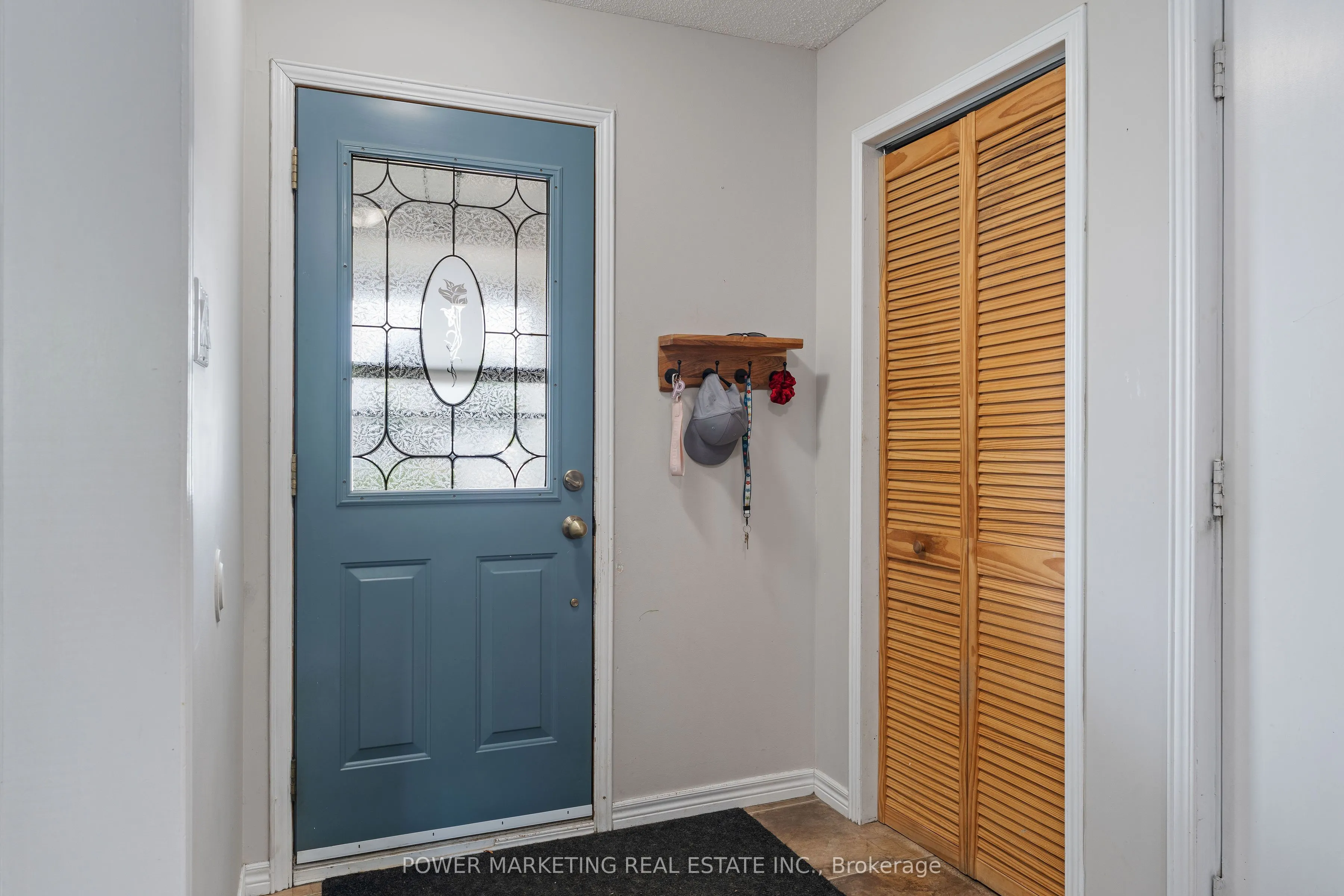 1809 Chopin Place