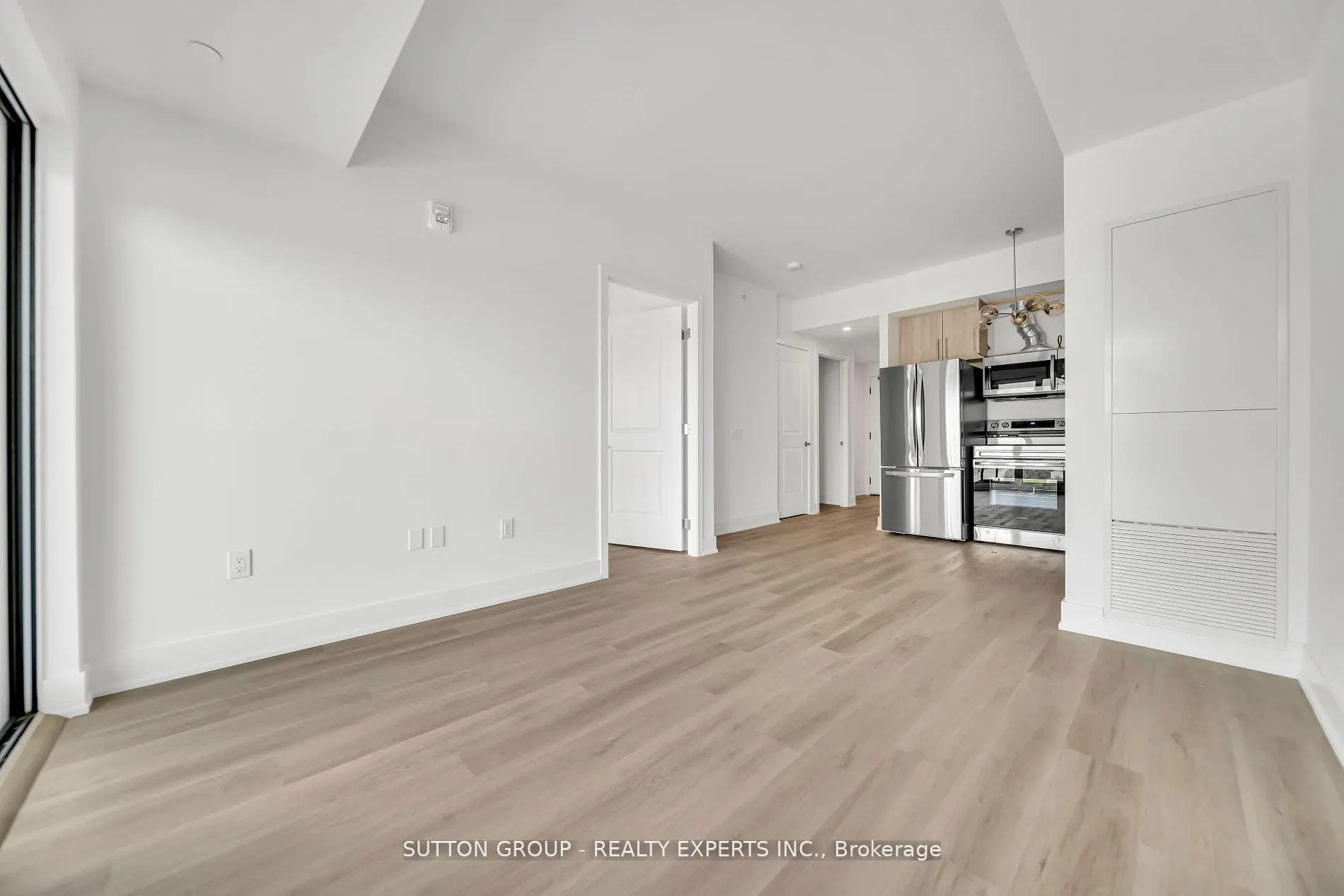 401 shellard Lane, #826