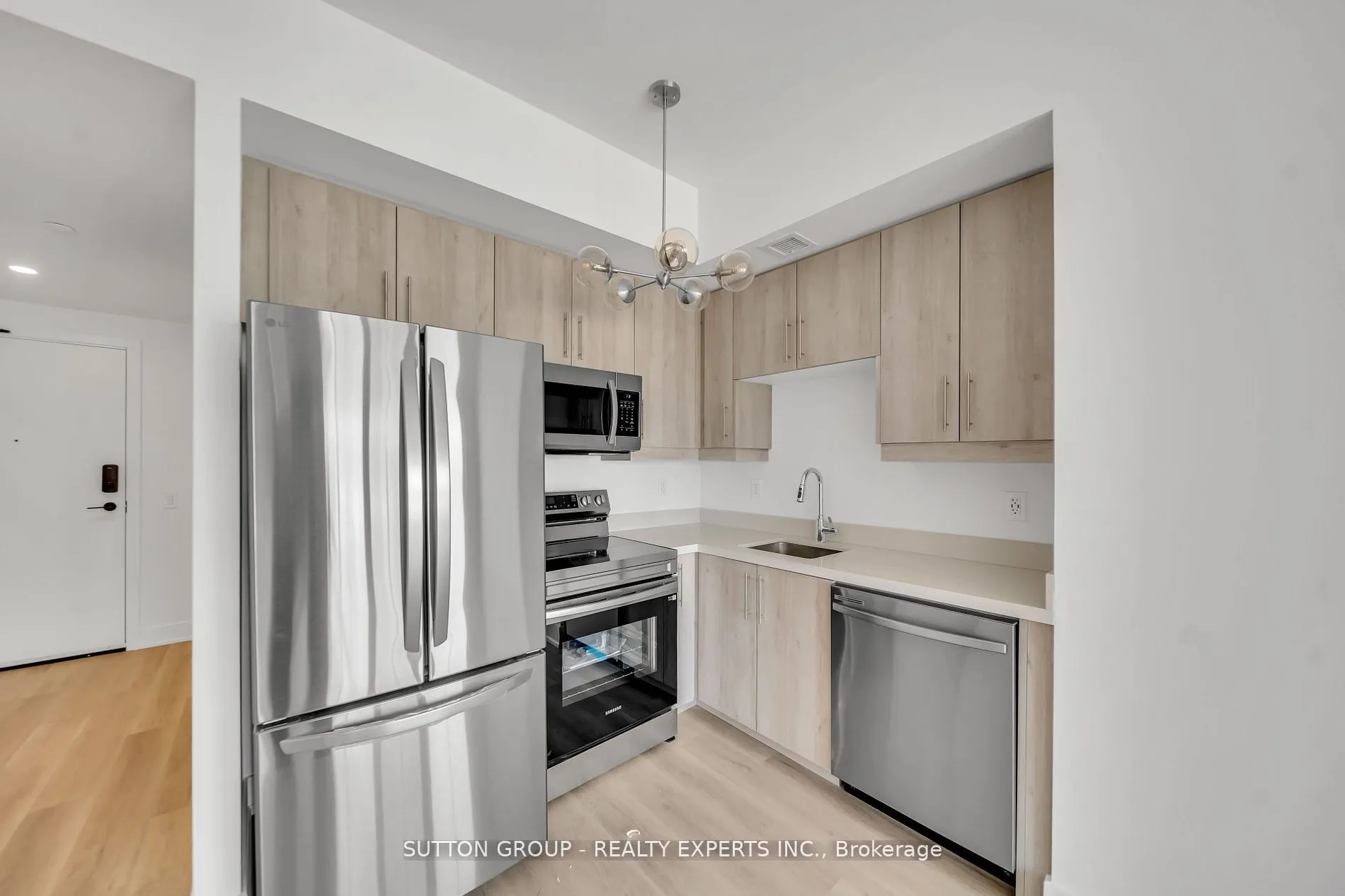 401 shellard Lane, #826