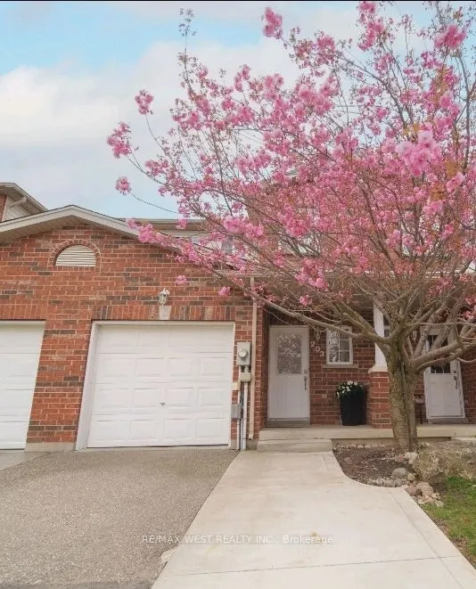 203 Langlaw Drive