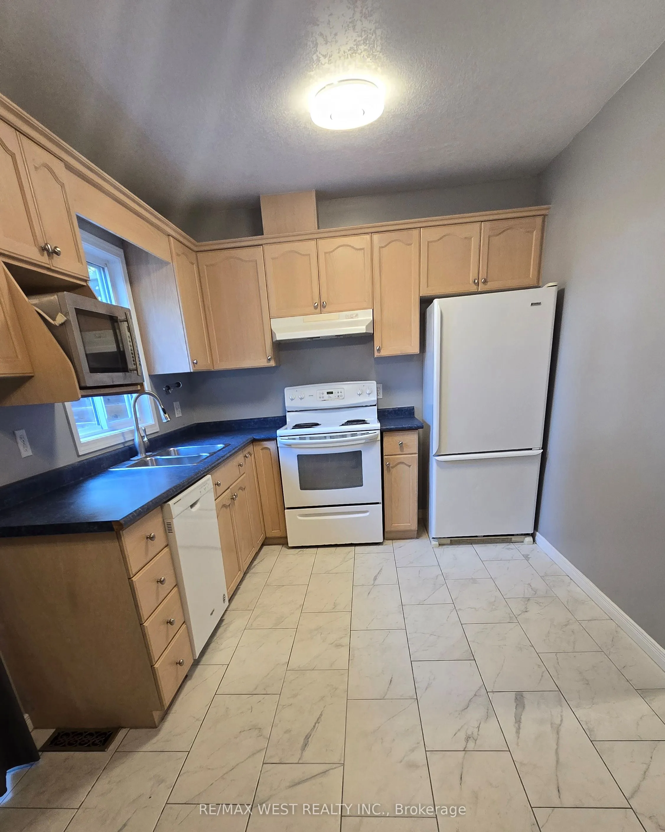 203 Langlaw Drive