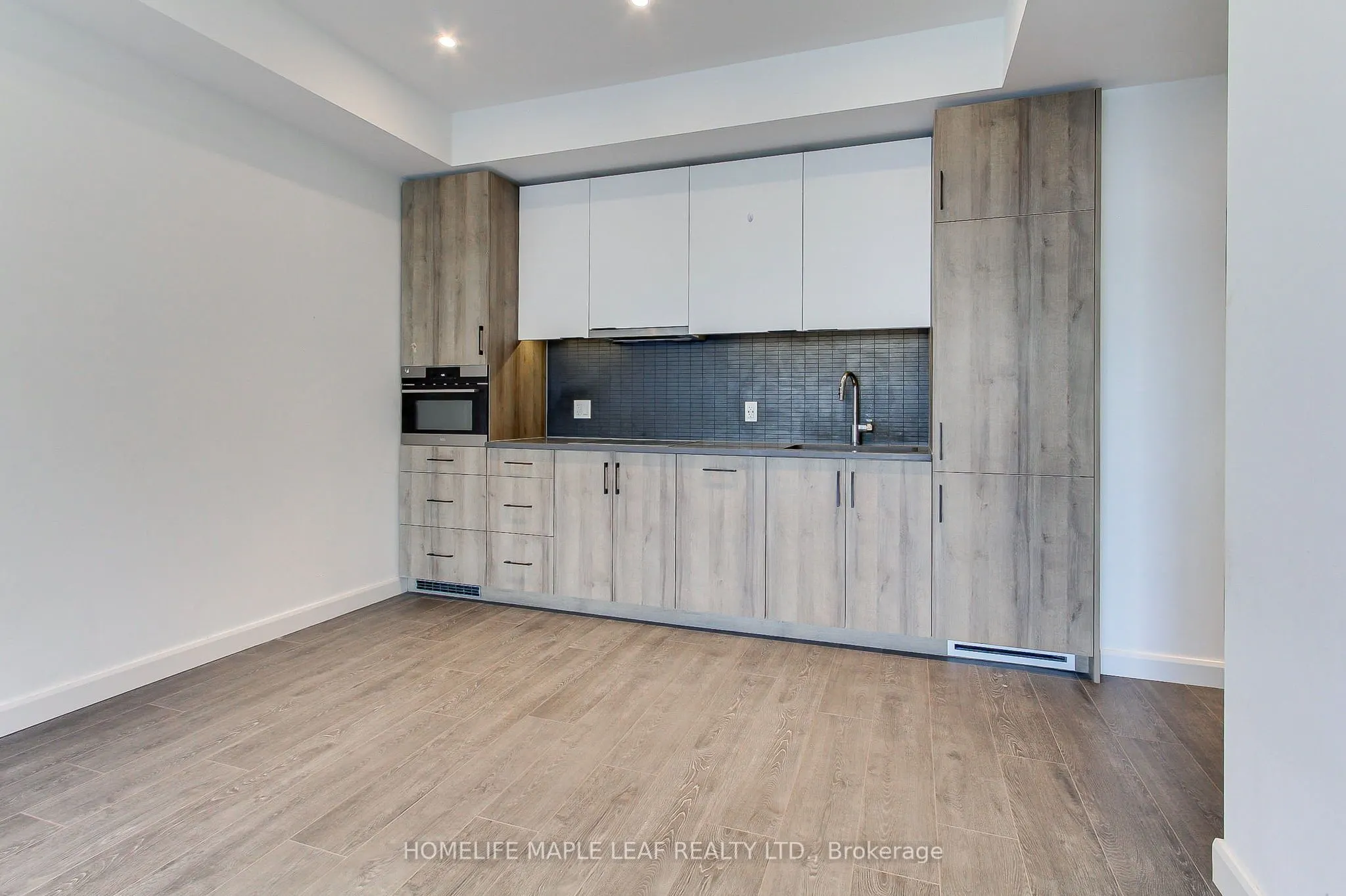 741 King Street W, #103