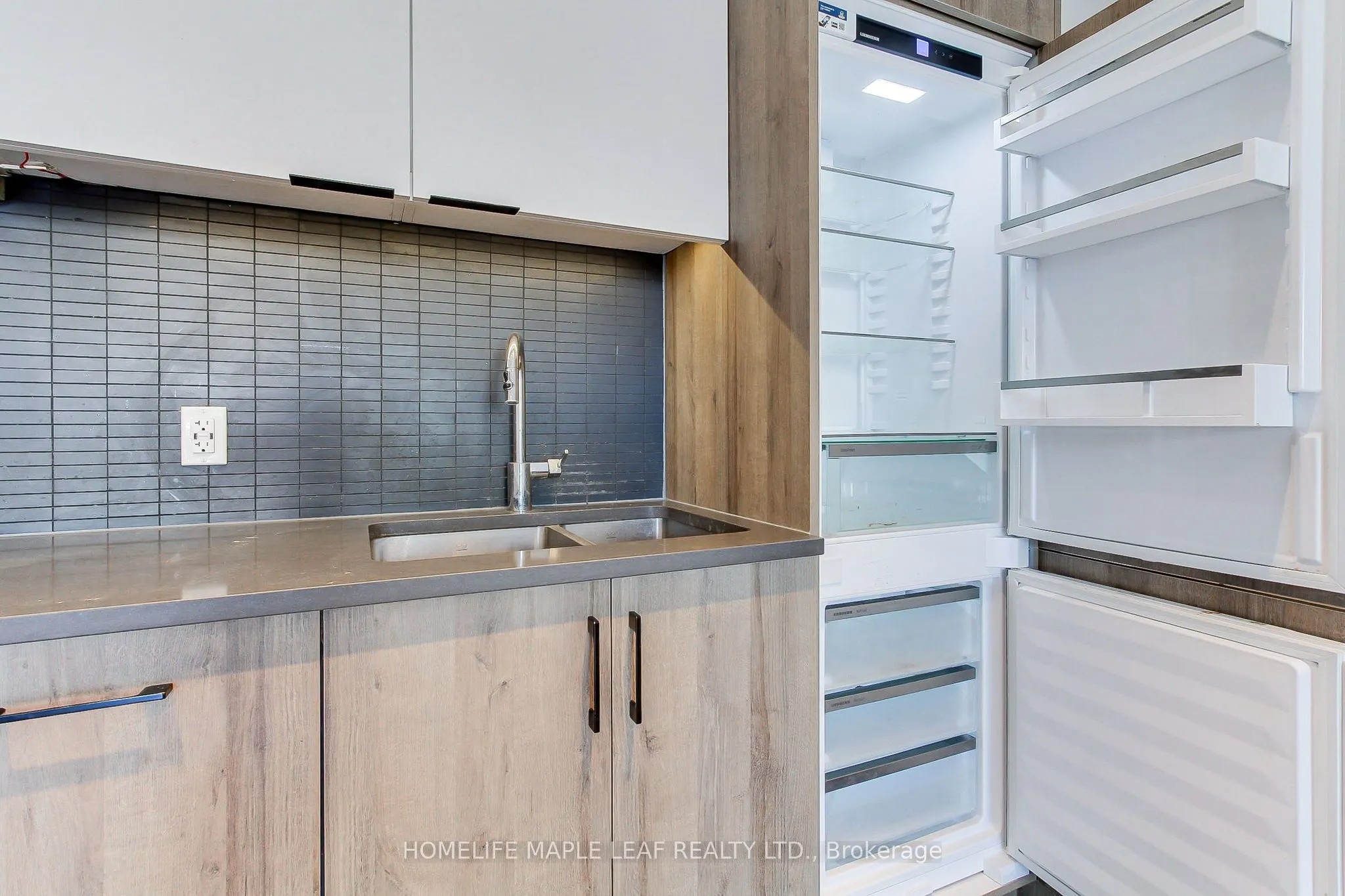 741 King Street W, #103