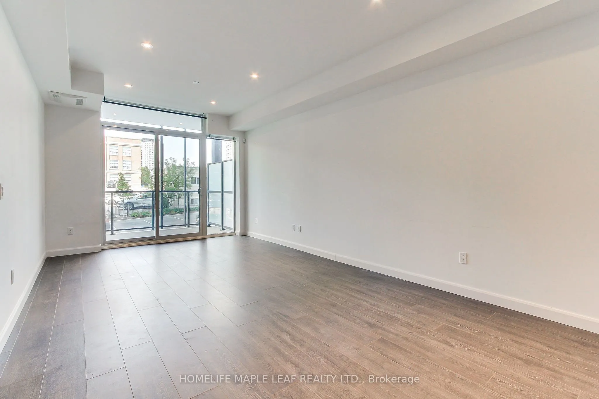 741 King Street W, #103