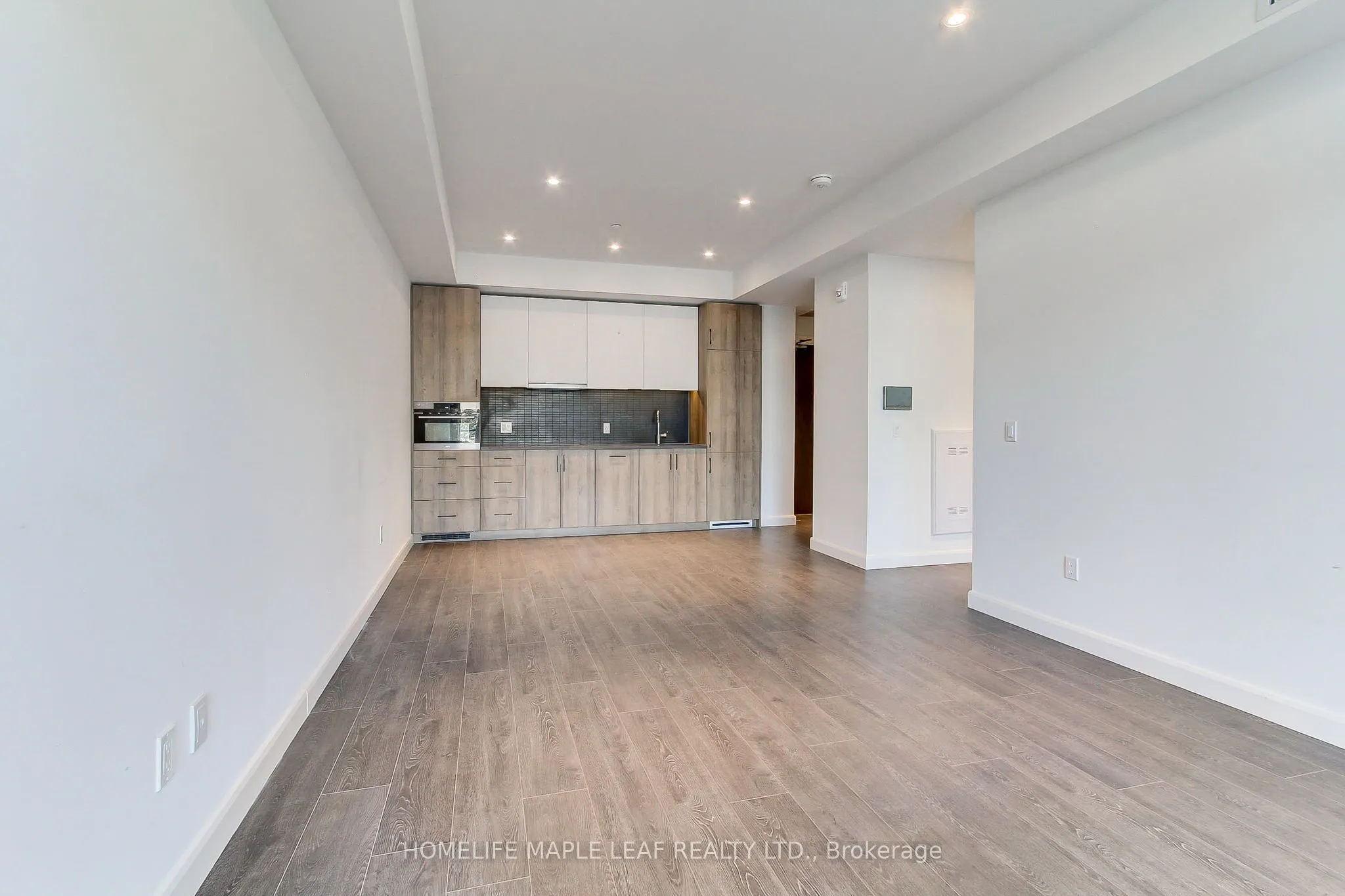 741 King Street W, #103