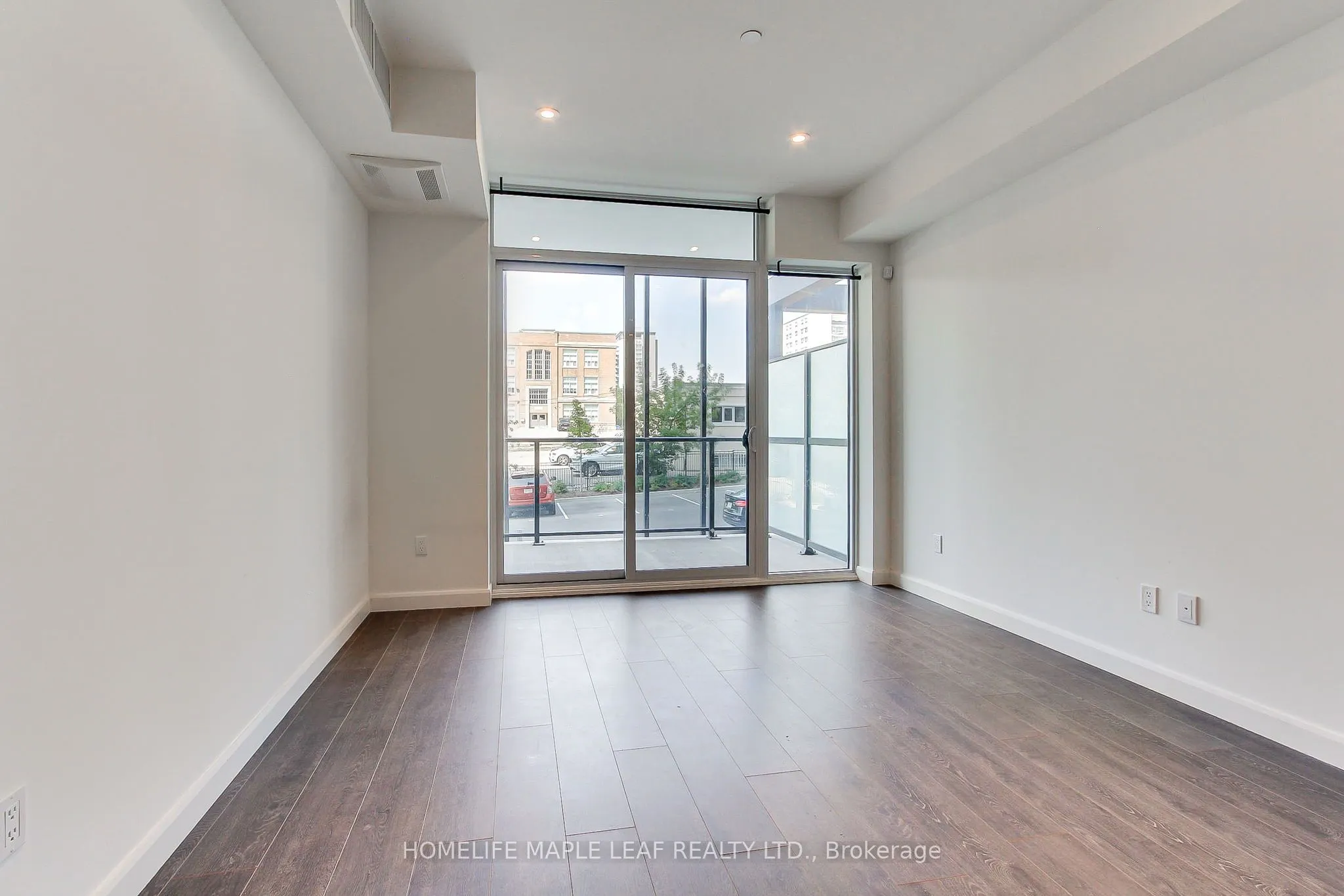 741 King Street W, #103
