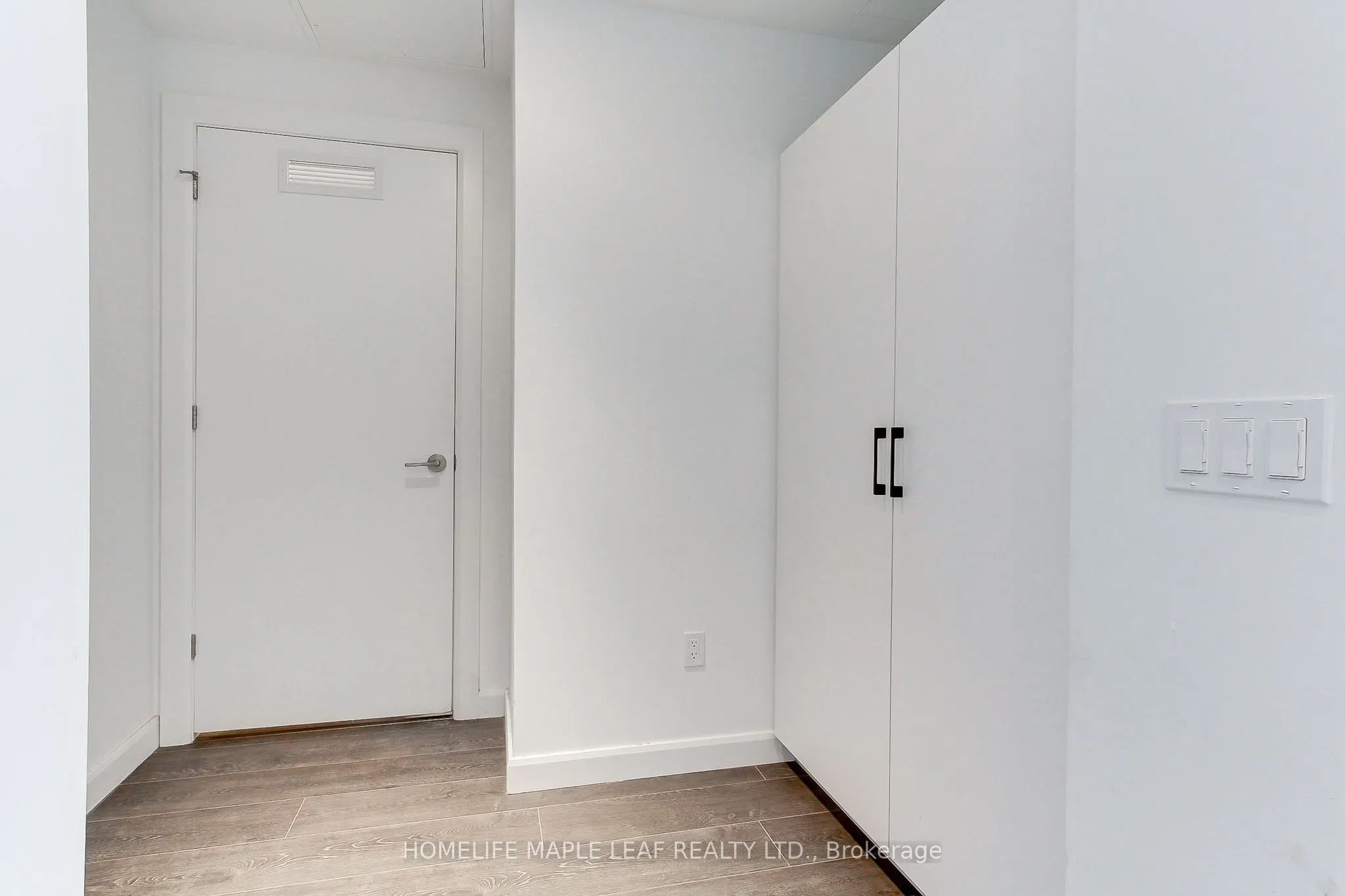 741 King Street W, #103