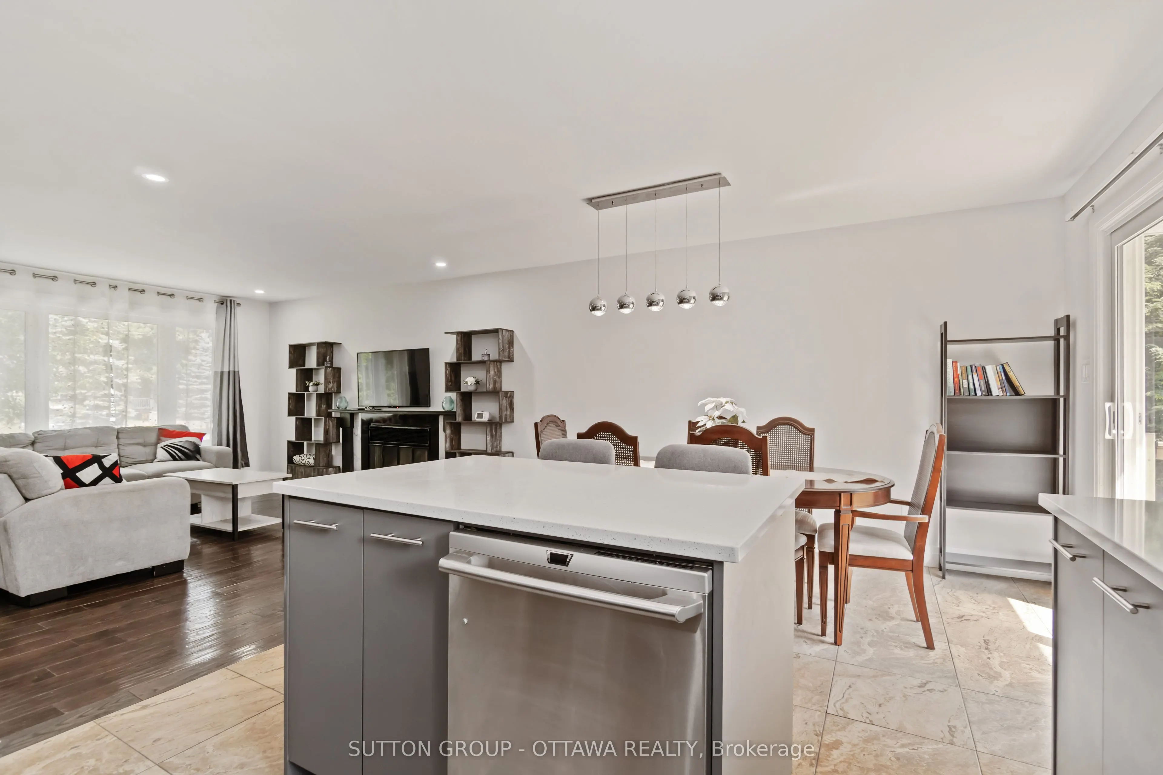 220 Agathe Street