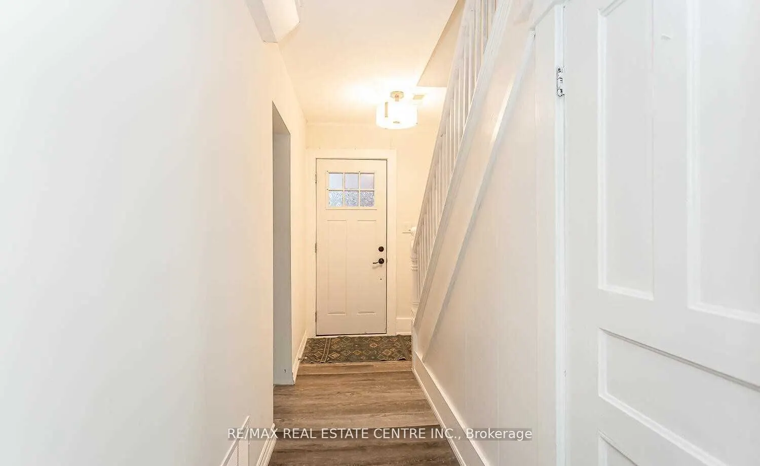 18 Forks Road E