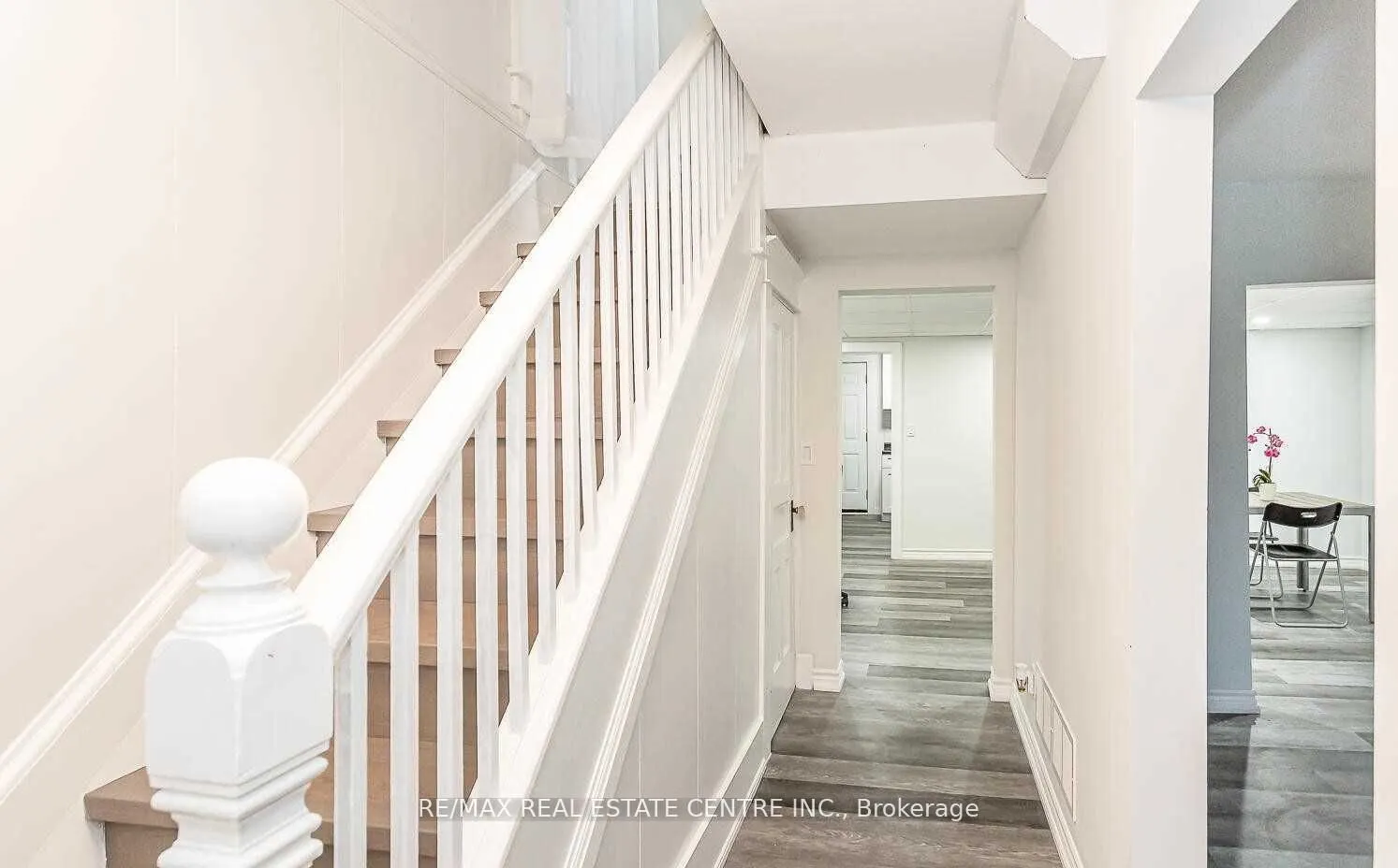 18 Forks Road E