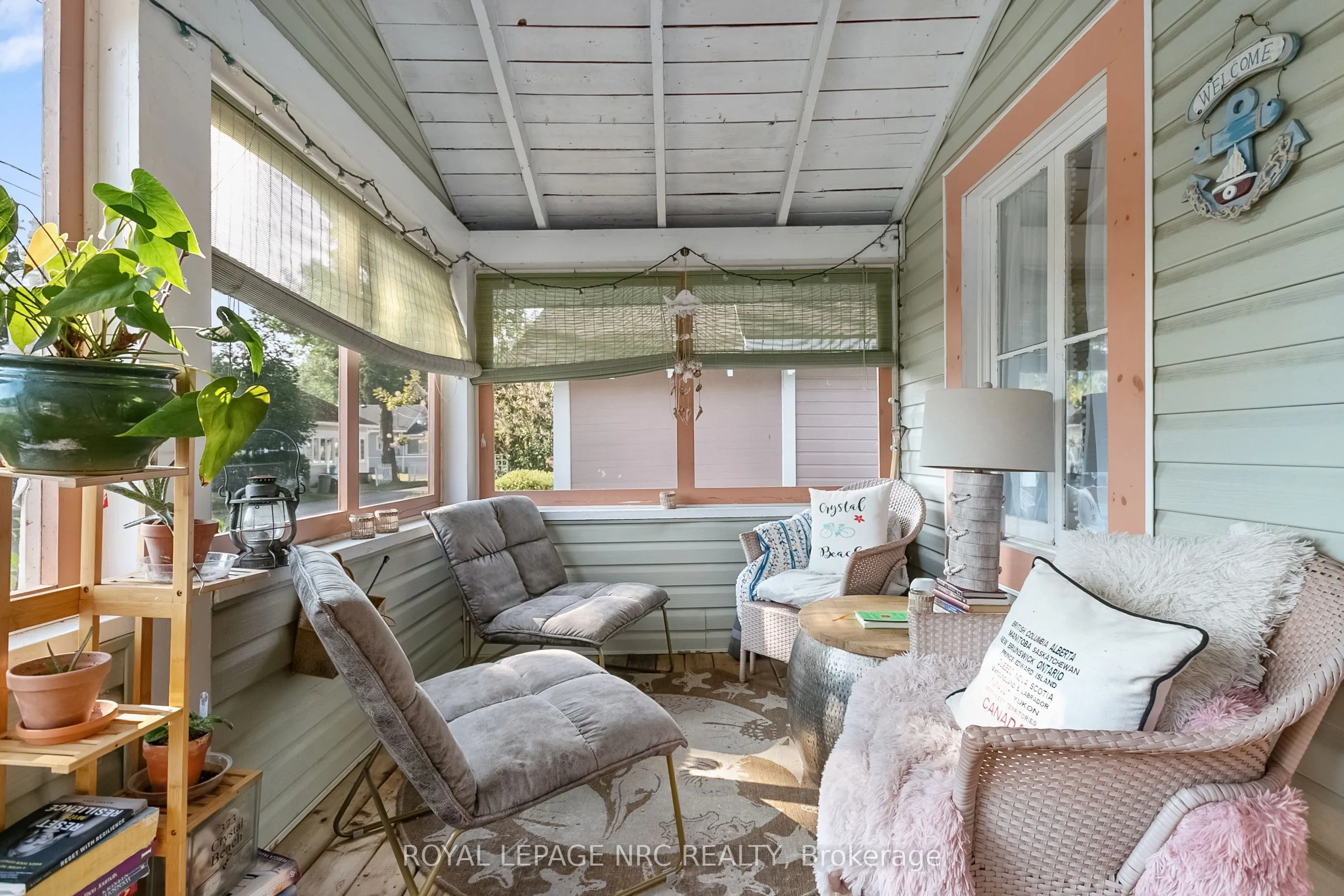 373 Oakwood Avenue