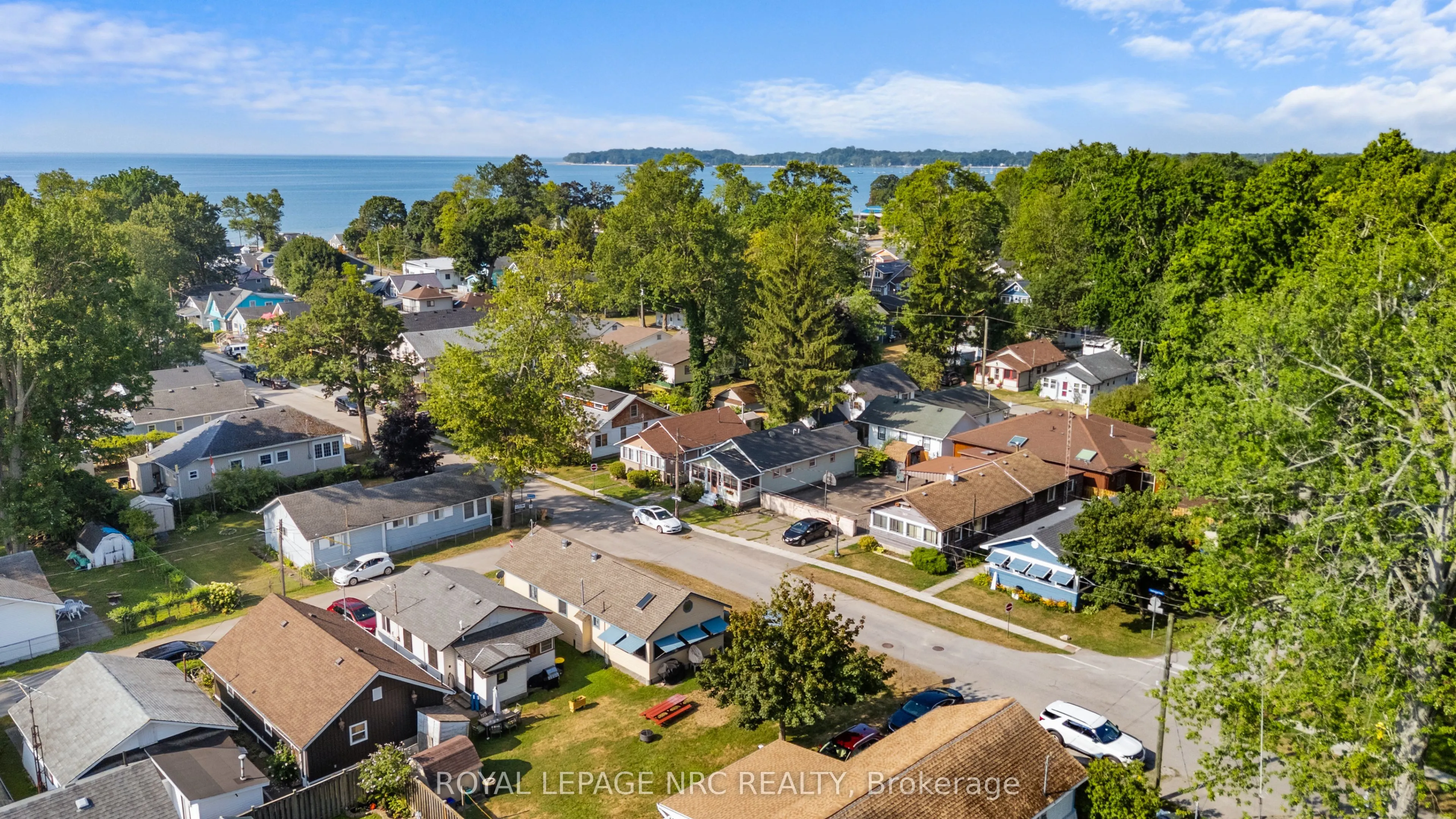 373 Oakwood Avenue