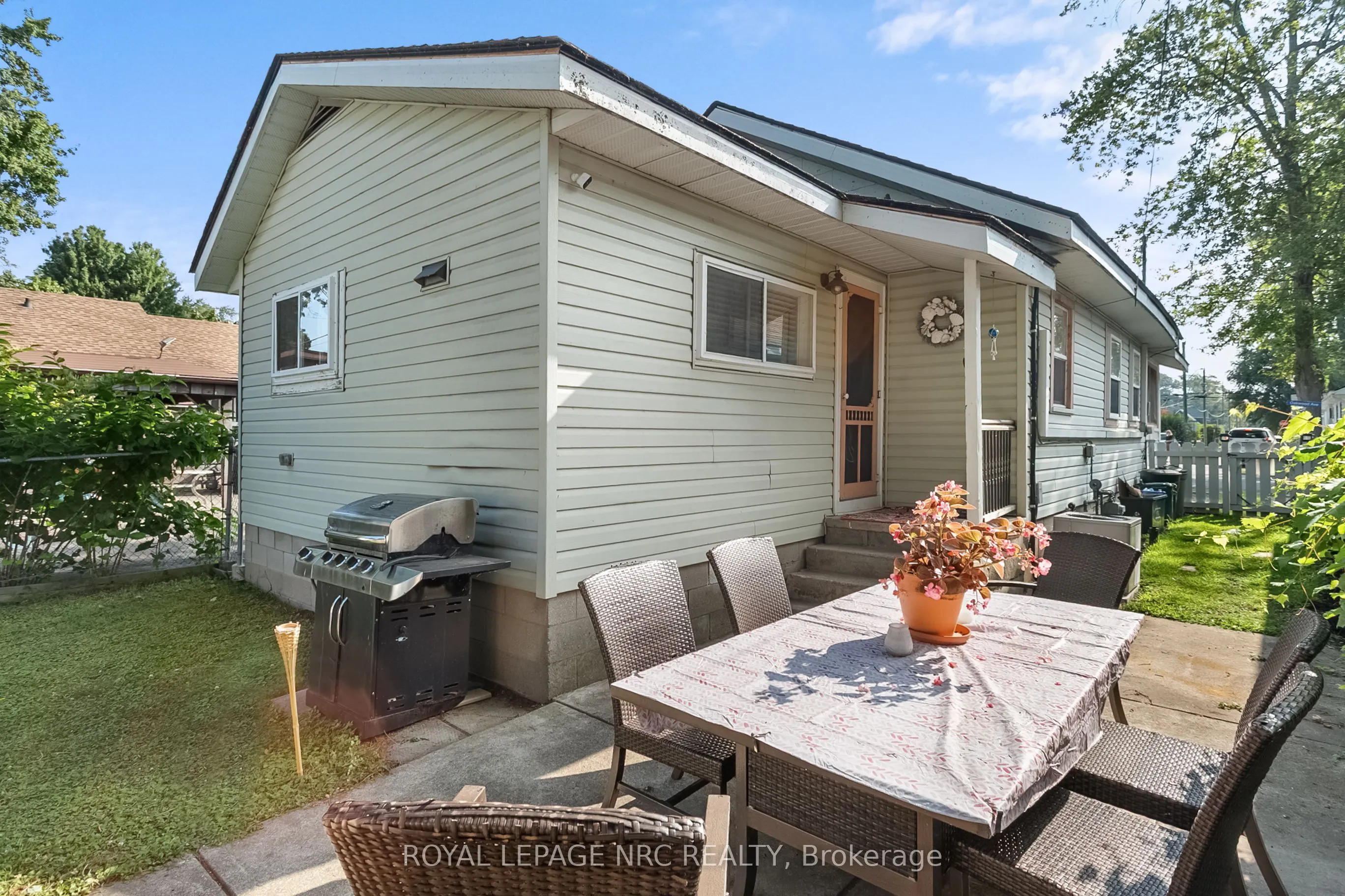 373 Oakwood Avenue