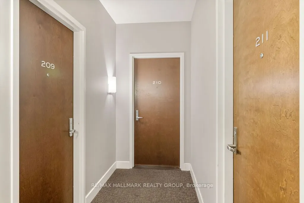 330 Titan Private, #210