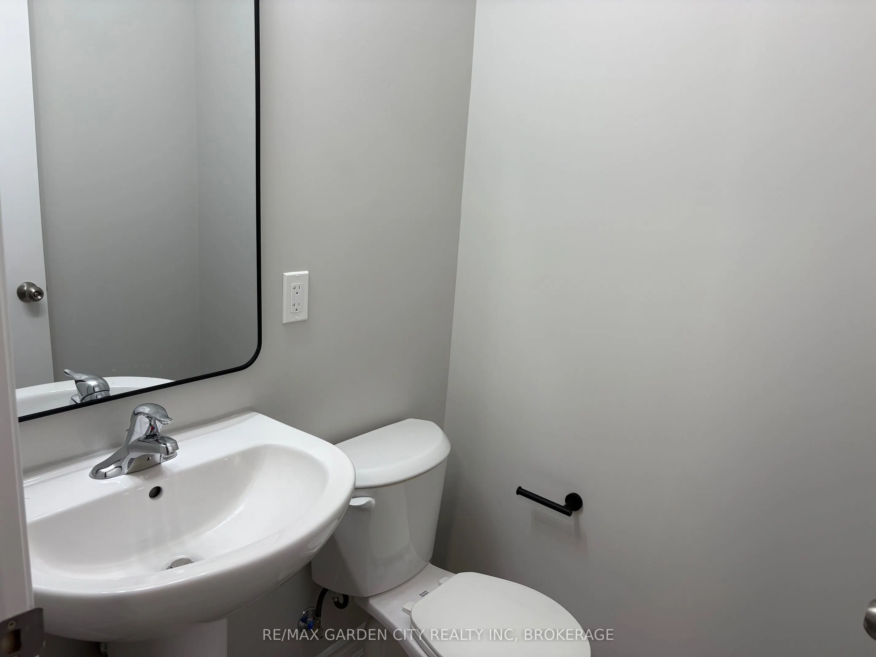 75 Superior Street, #Main