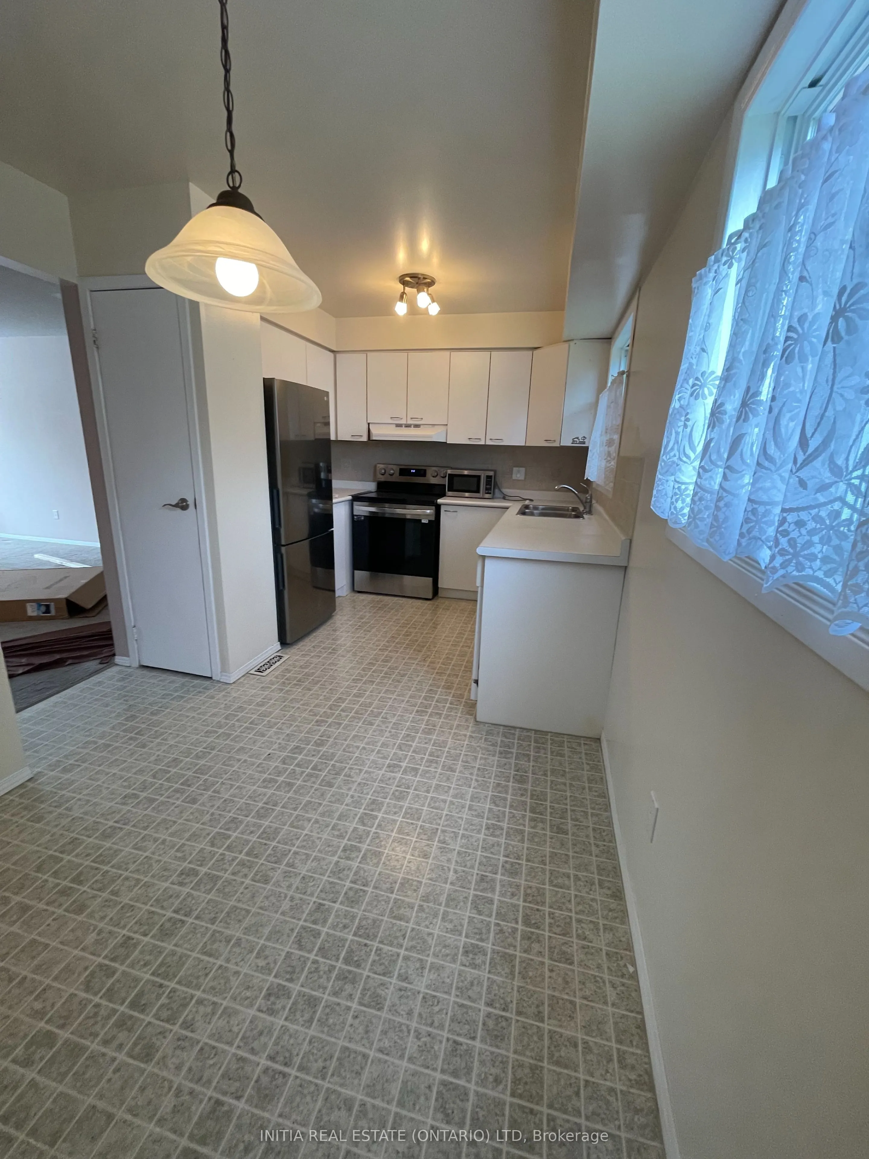 320 Westminster Avenue, #141