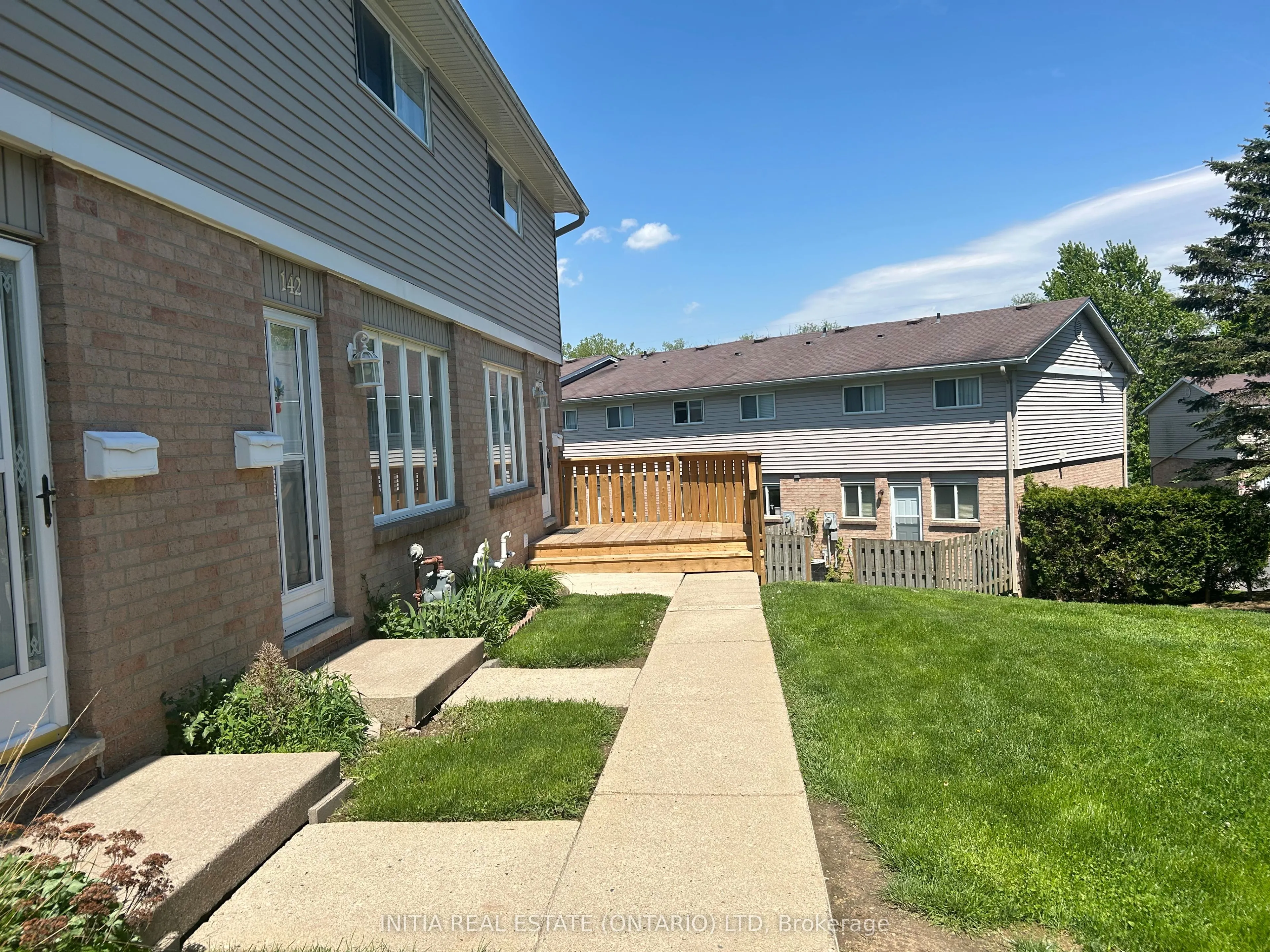 320 Westminster Avenue, #141