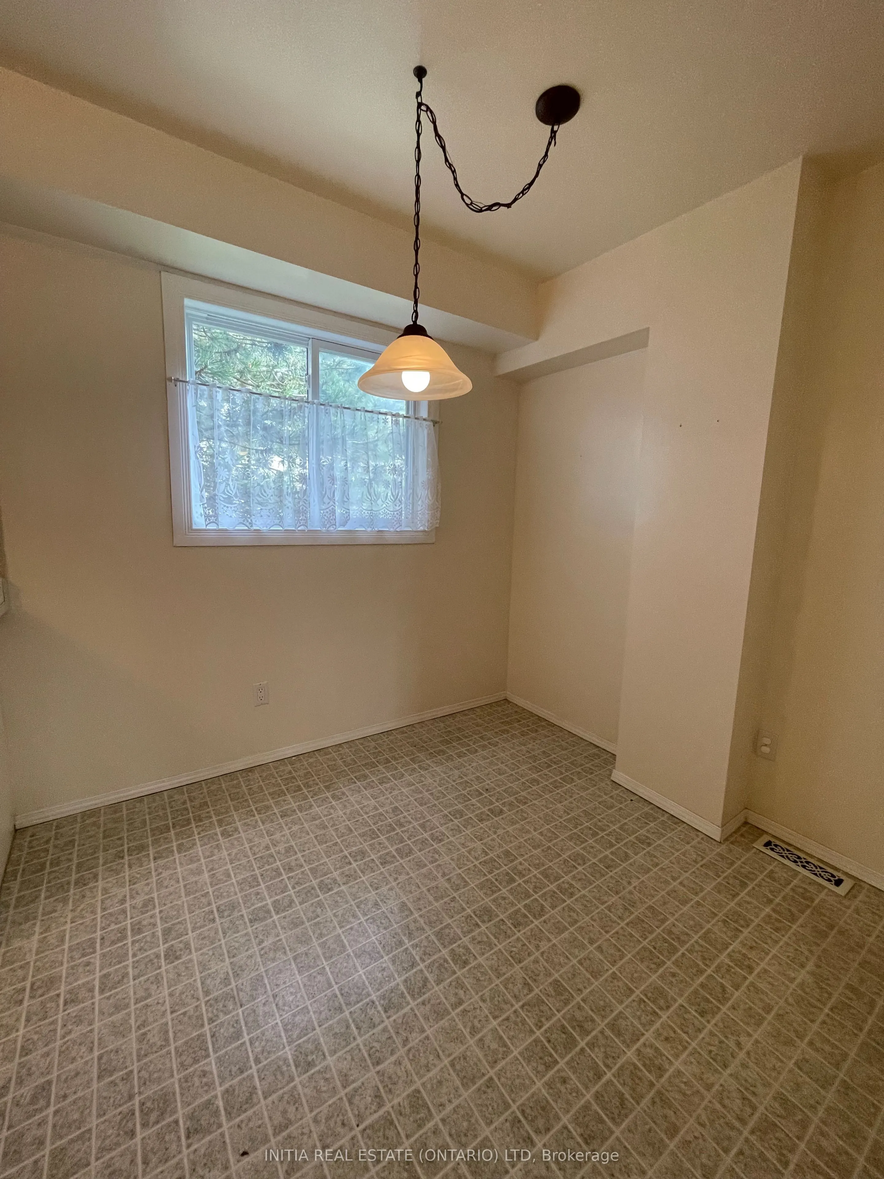 320 Westminster Avenue, #141