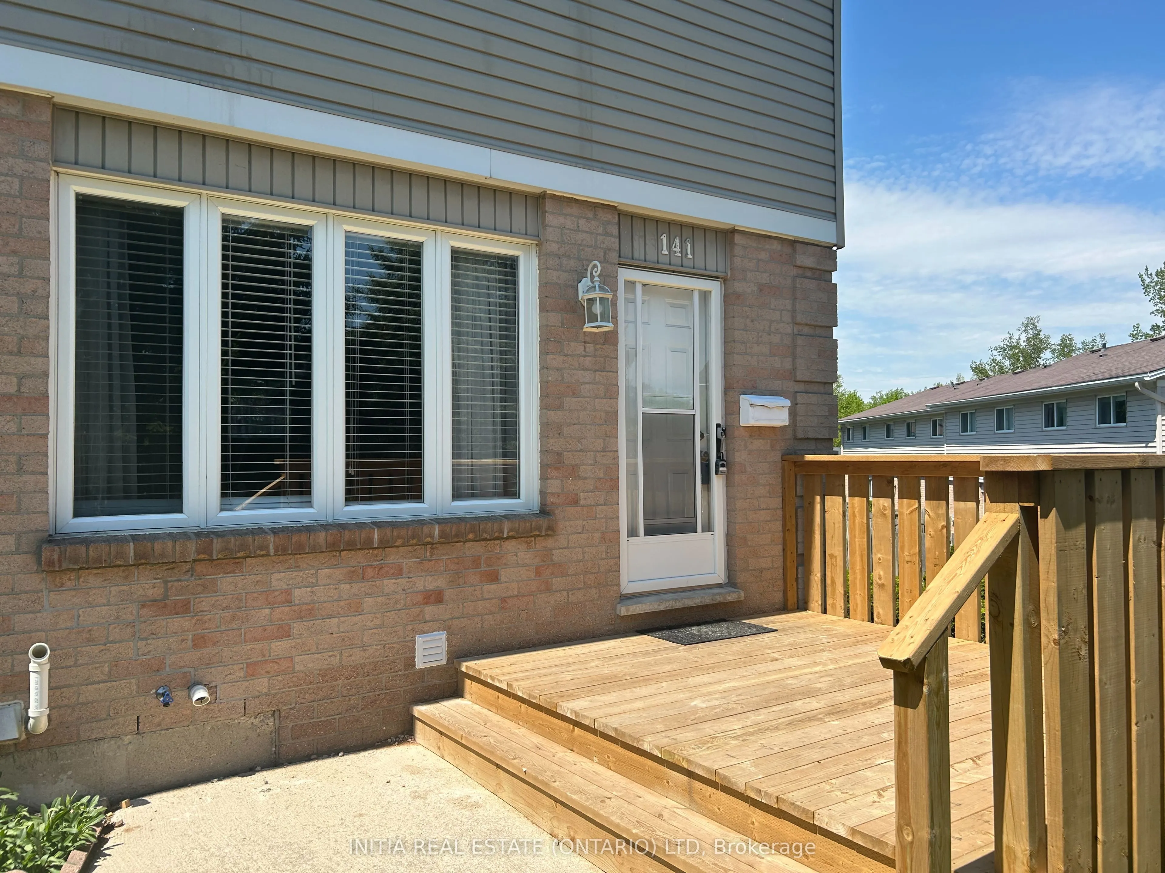 320 Westminster Avenue, #141