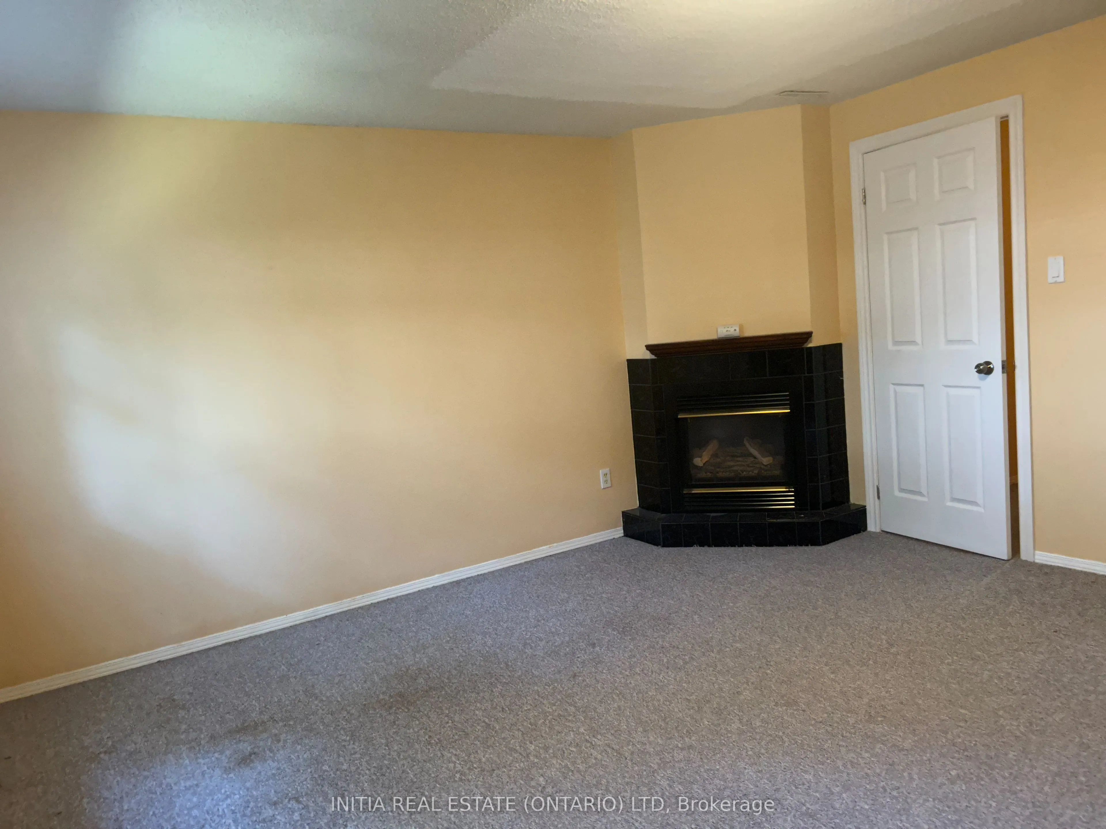 320 Westminster Avenue, #141