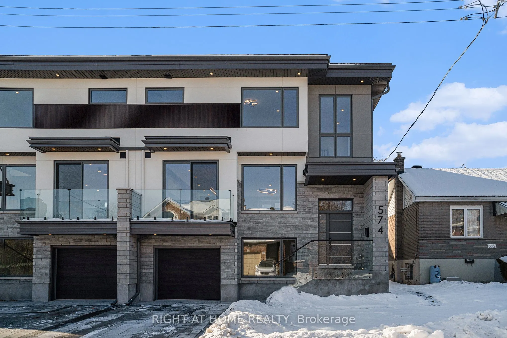 574 Brunel Street N