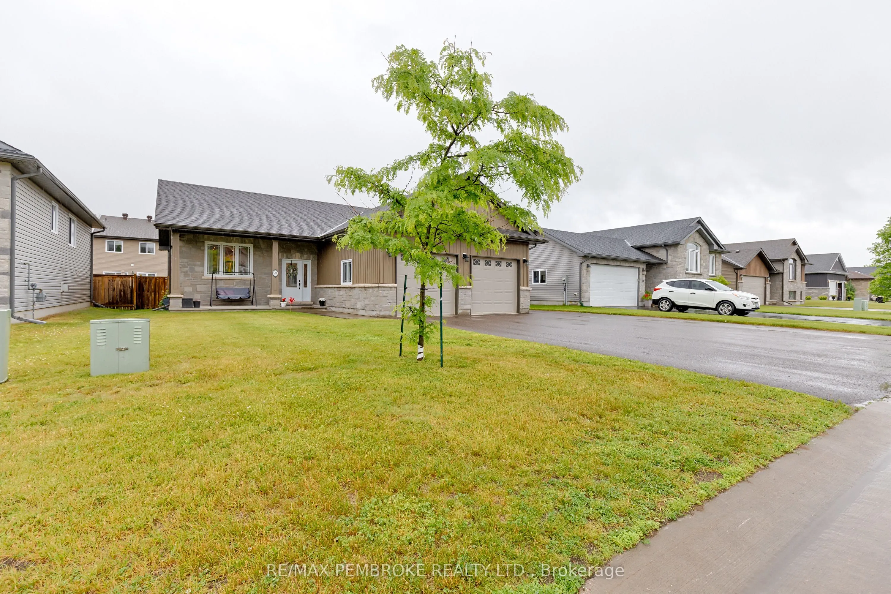 520 Gardner Crescent