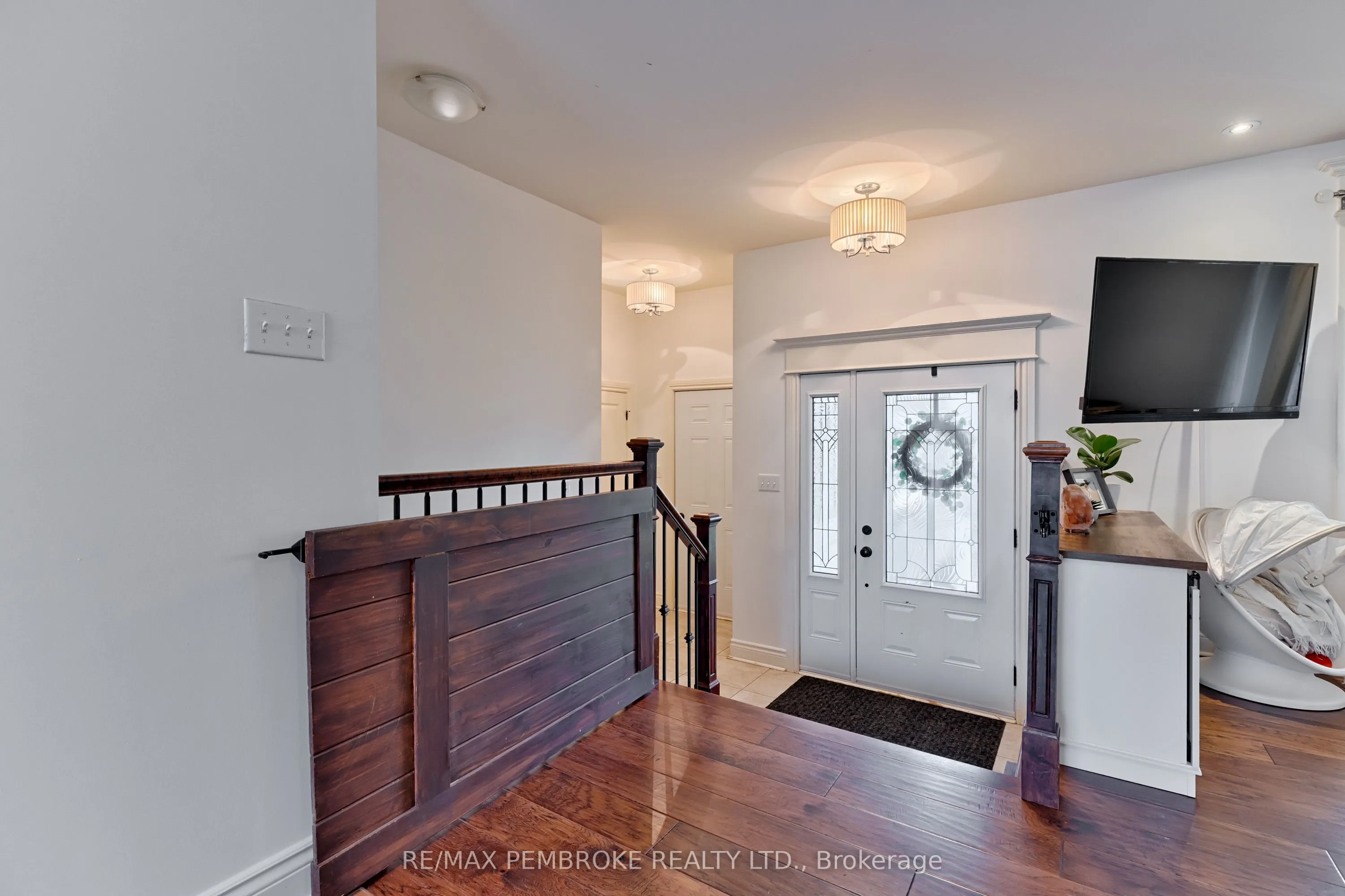 520 Gardner Crescent