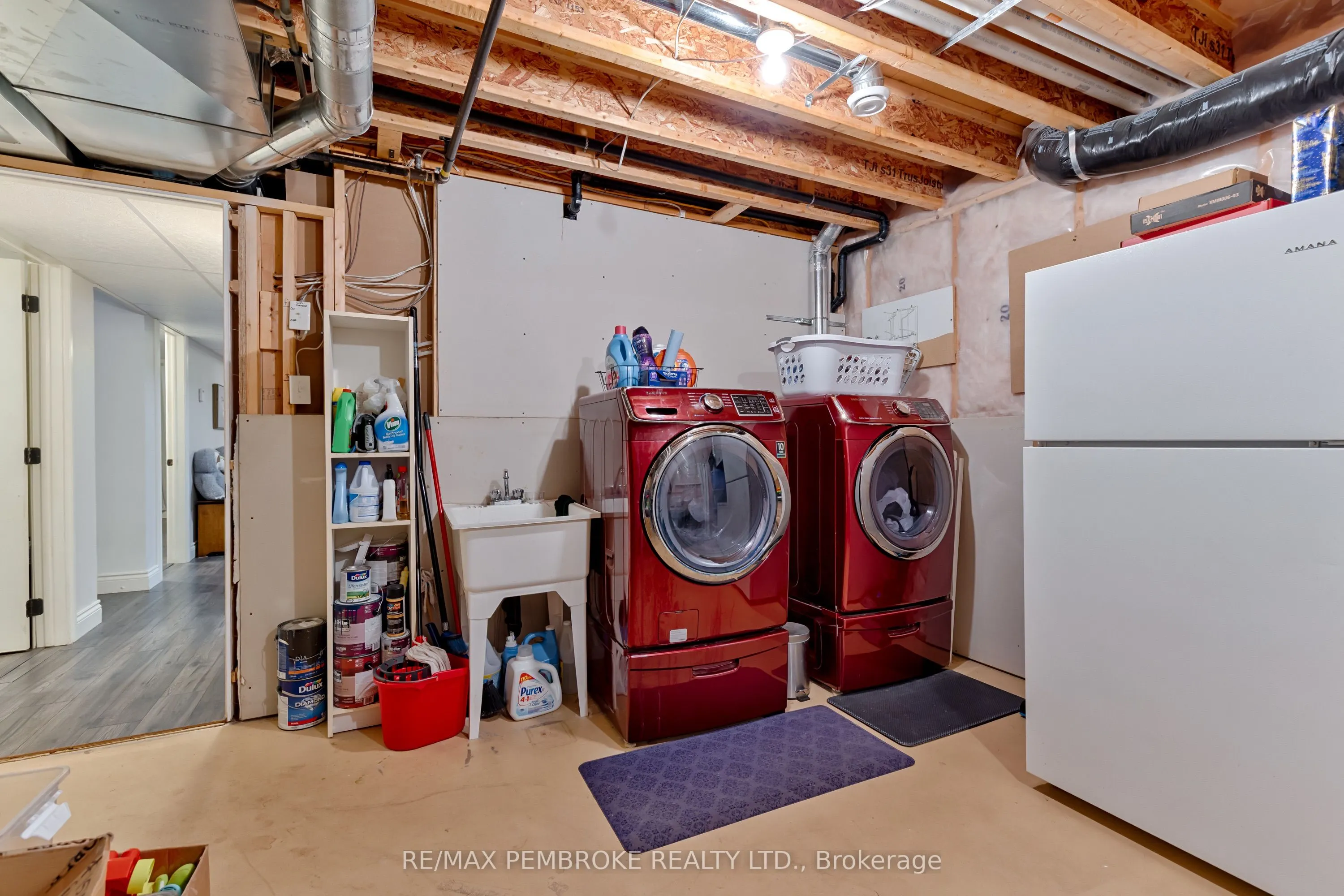 520 Gardner Crescent