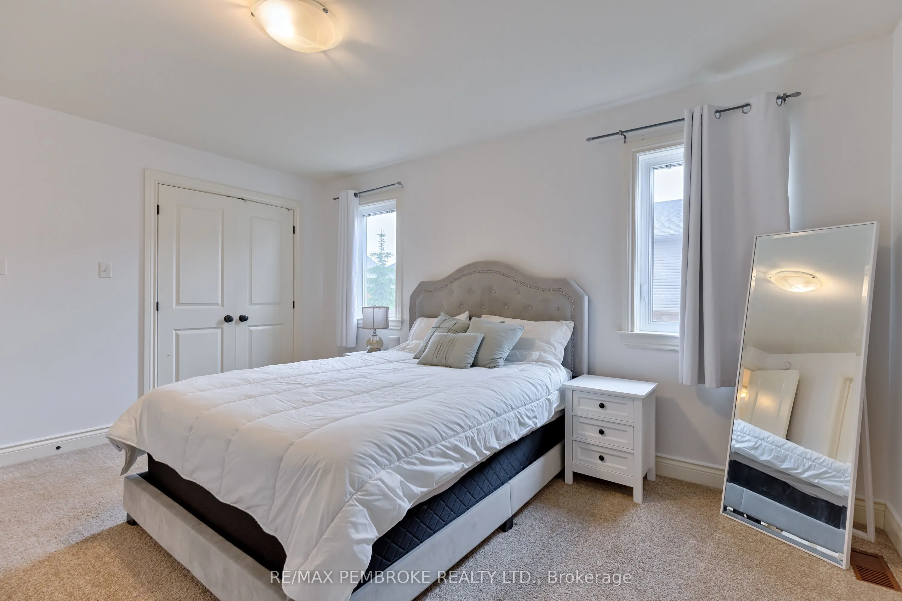 520 Gardner Crescent