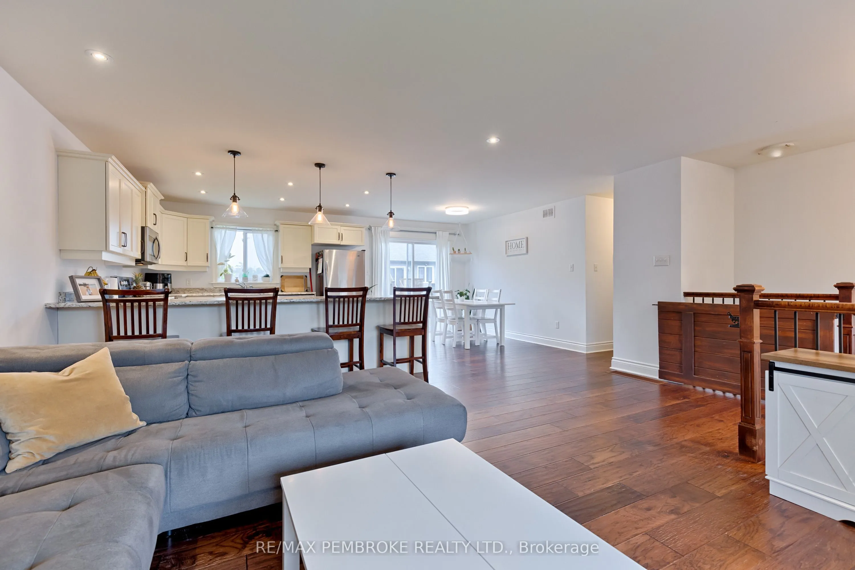 520 Gardner Crescent