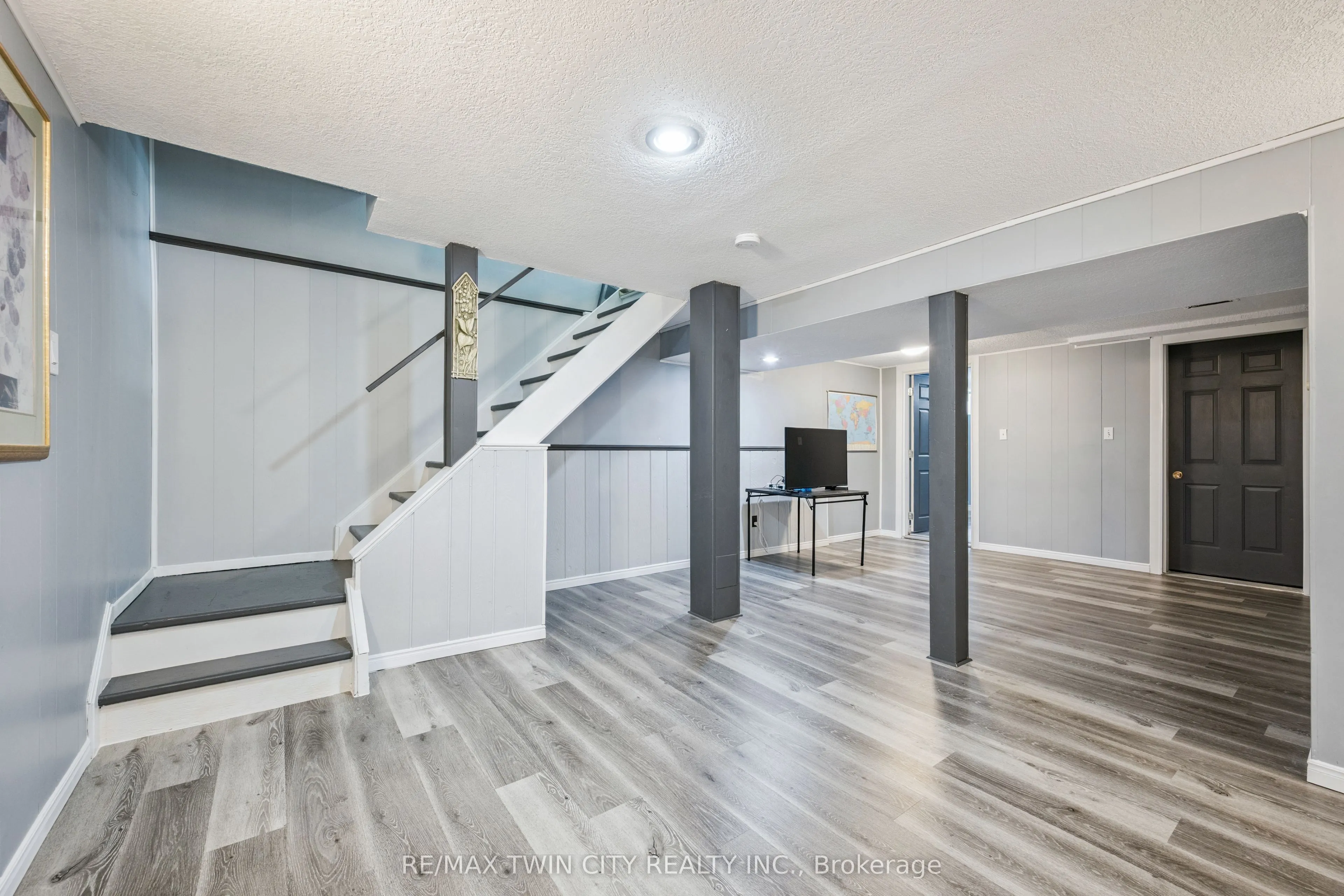 136 St Jerome Crescent