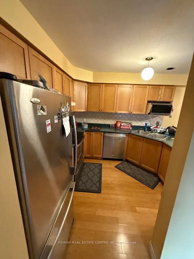 185 Highland Crescent, #1