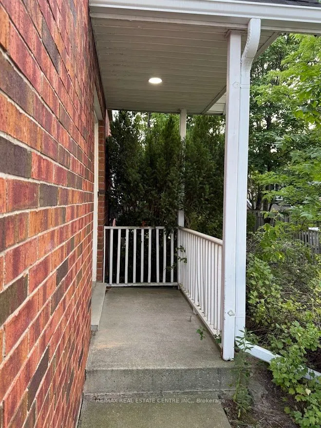 185 Highland Crescent, #1