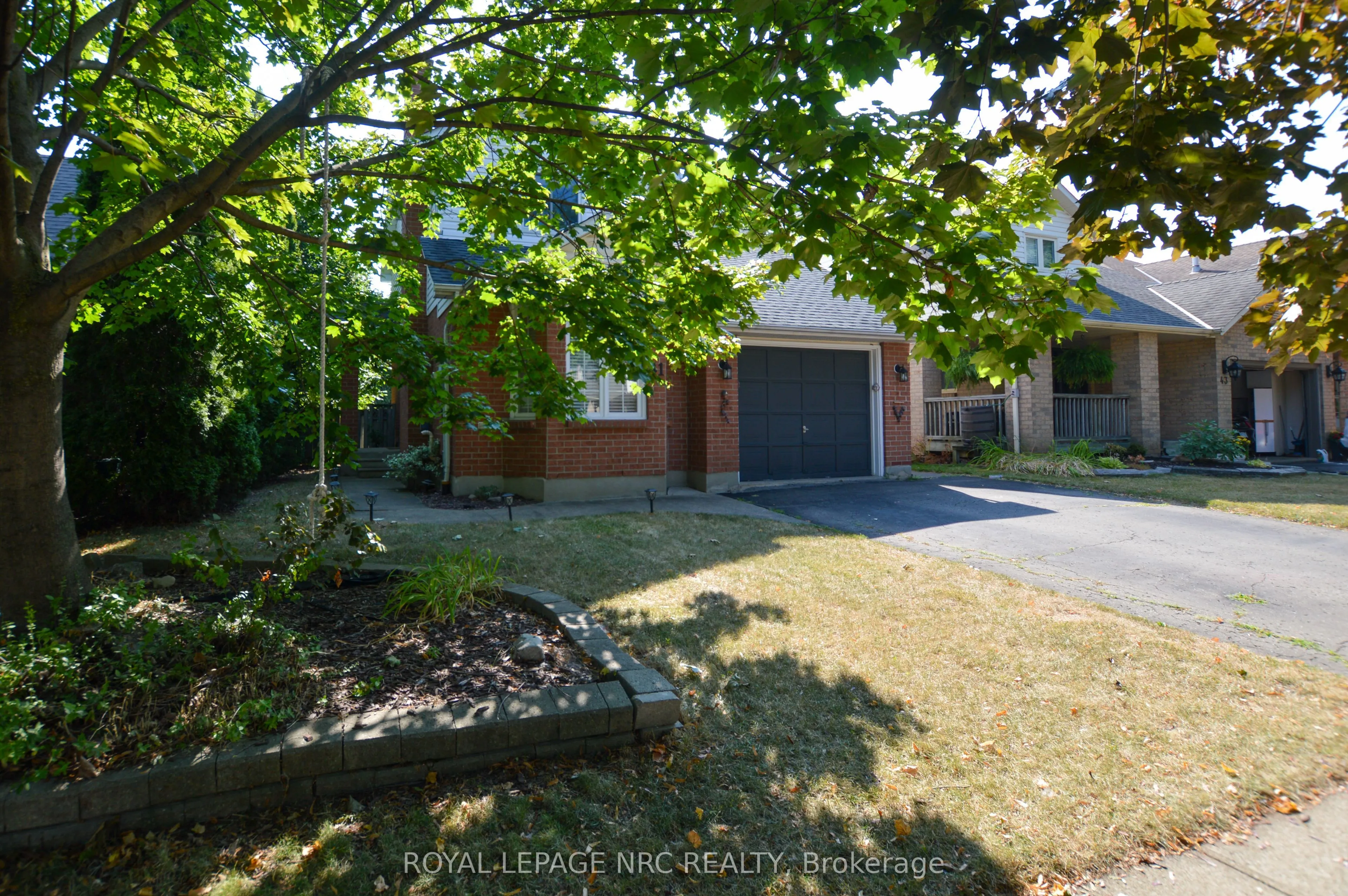 41 HUNTINGTON Lane