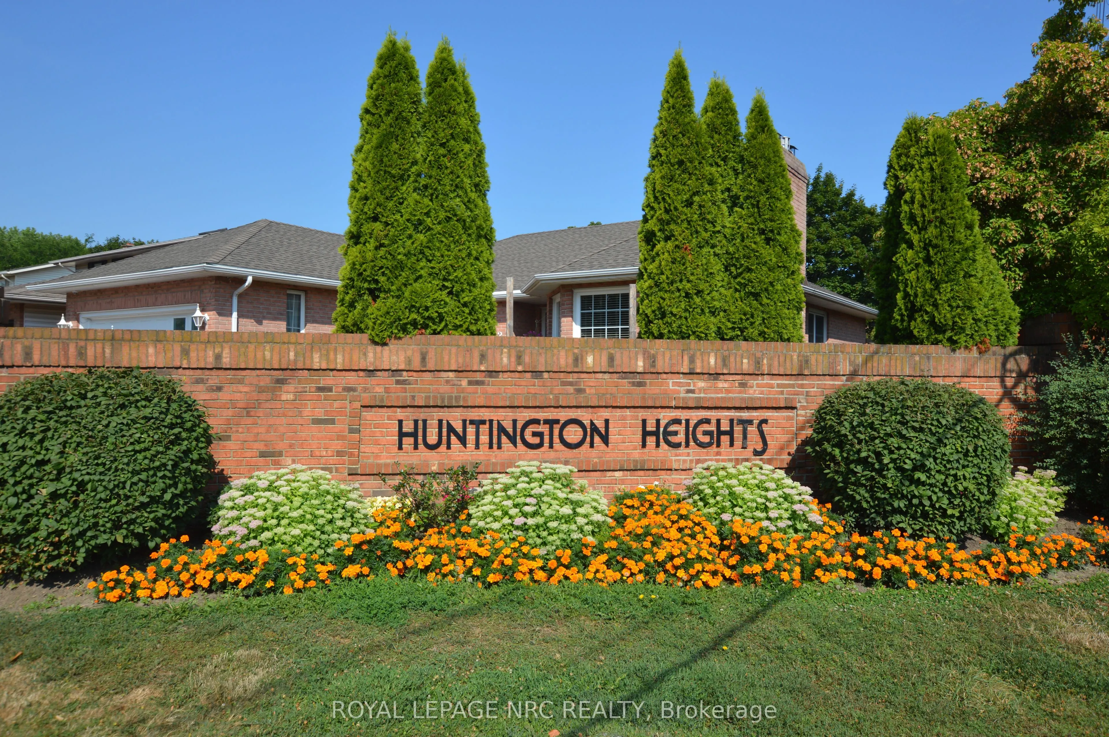 41 HUNTINGTON Lane