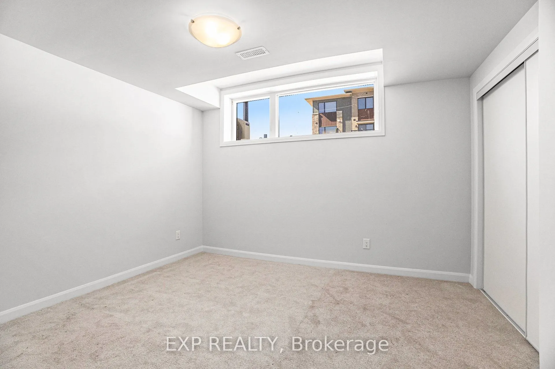 1523 Creekway Private, #-
