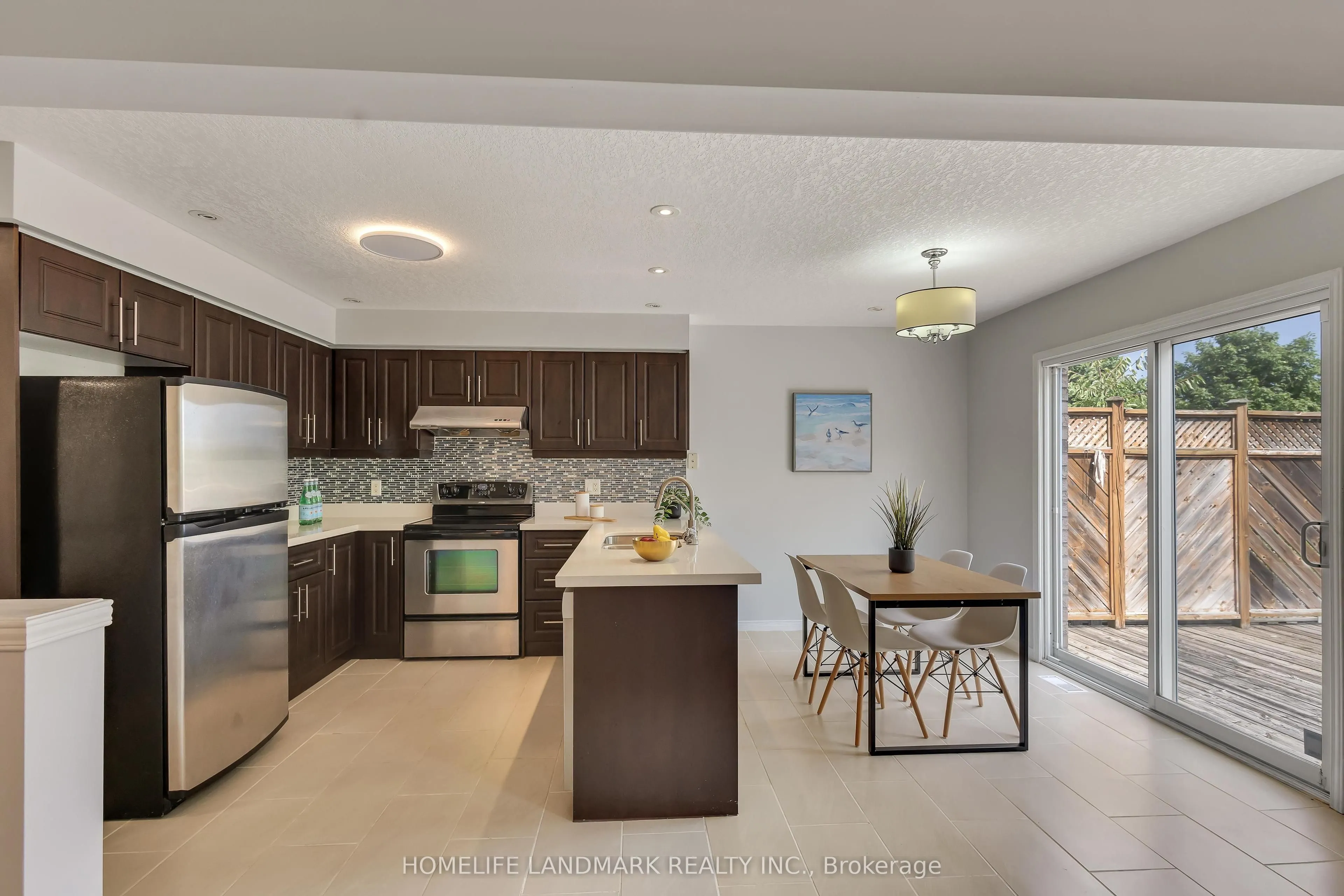 205 Holbeach Crescent