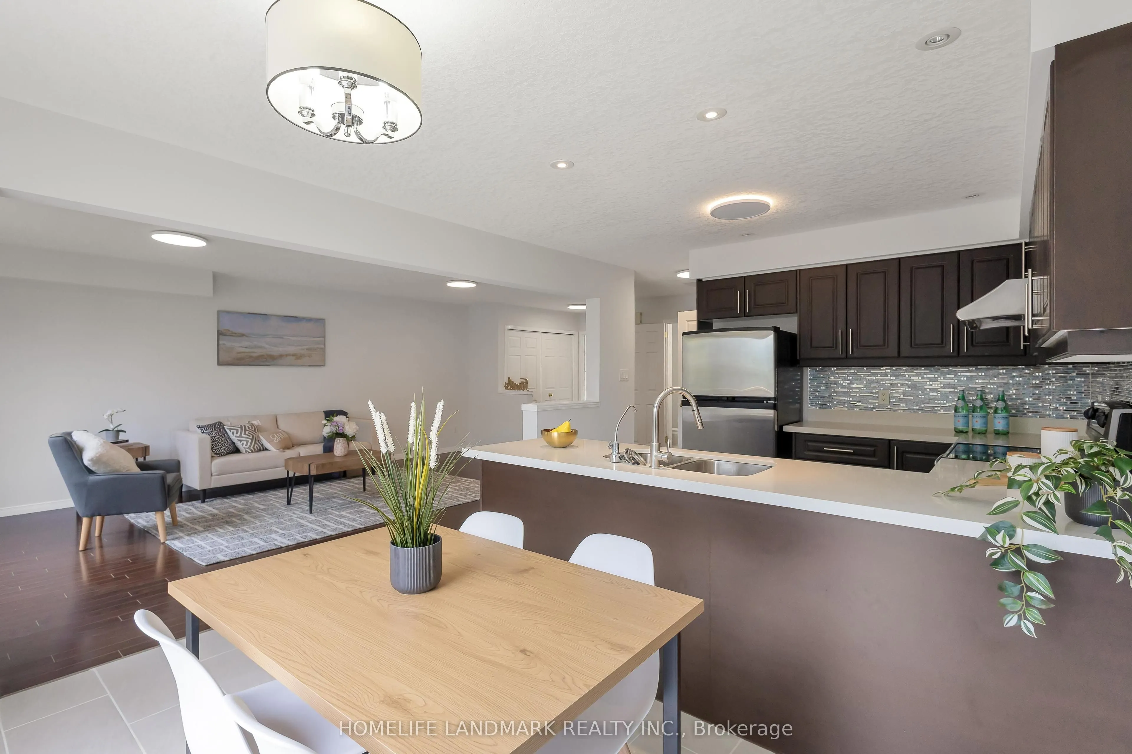 205 Holbeach Crescent